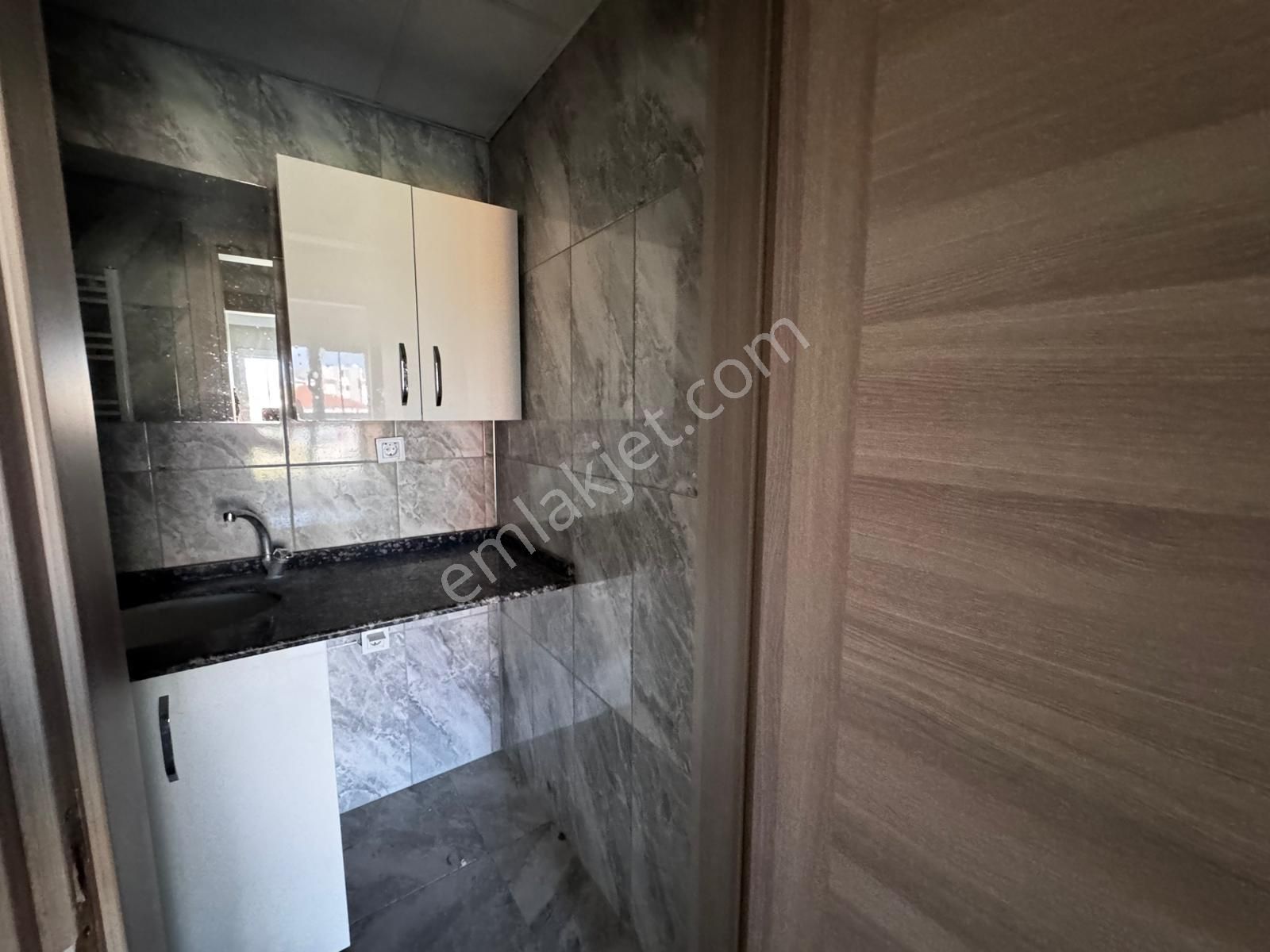 Torbalı Eren Sitesi İçinde 1+1 Kiralık Daire - Görsel 13