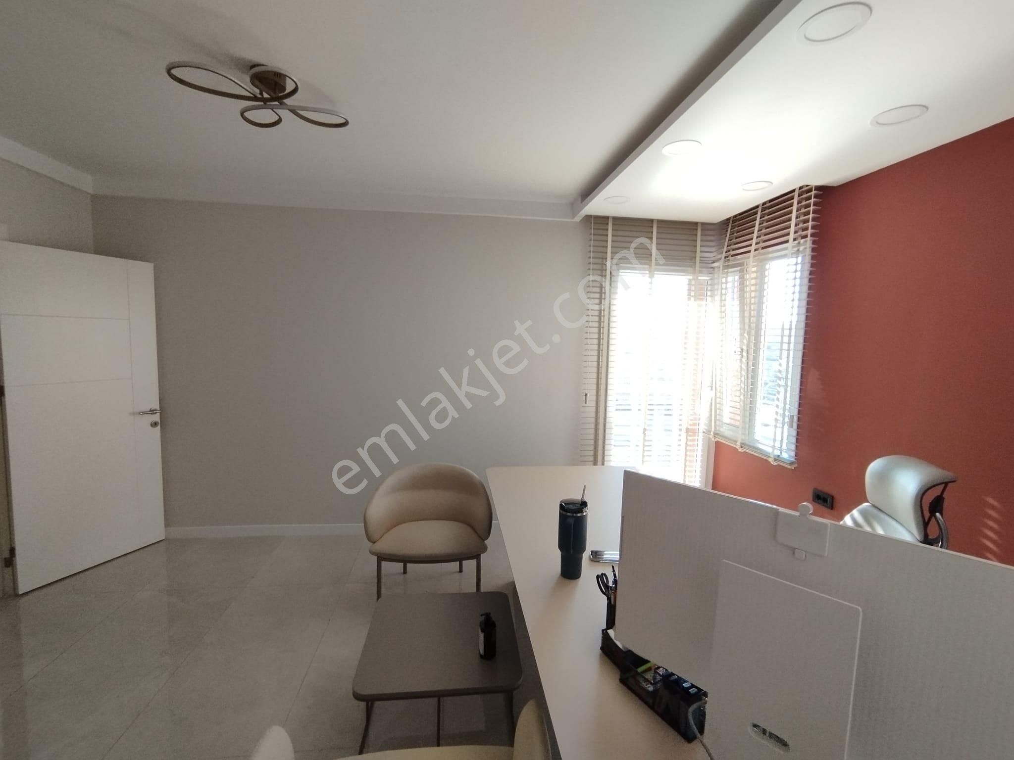 Yeni Valilik Civarı Bulvar Üzerinde Güvenlikli 2+1 155m2 Güney Doğu Batı Cephe Lüks Daire - Görsel 3