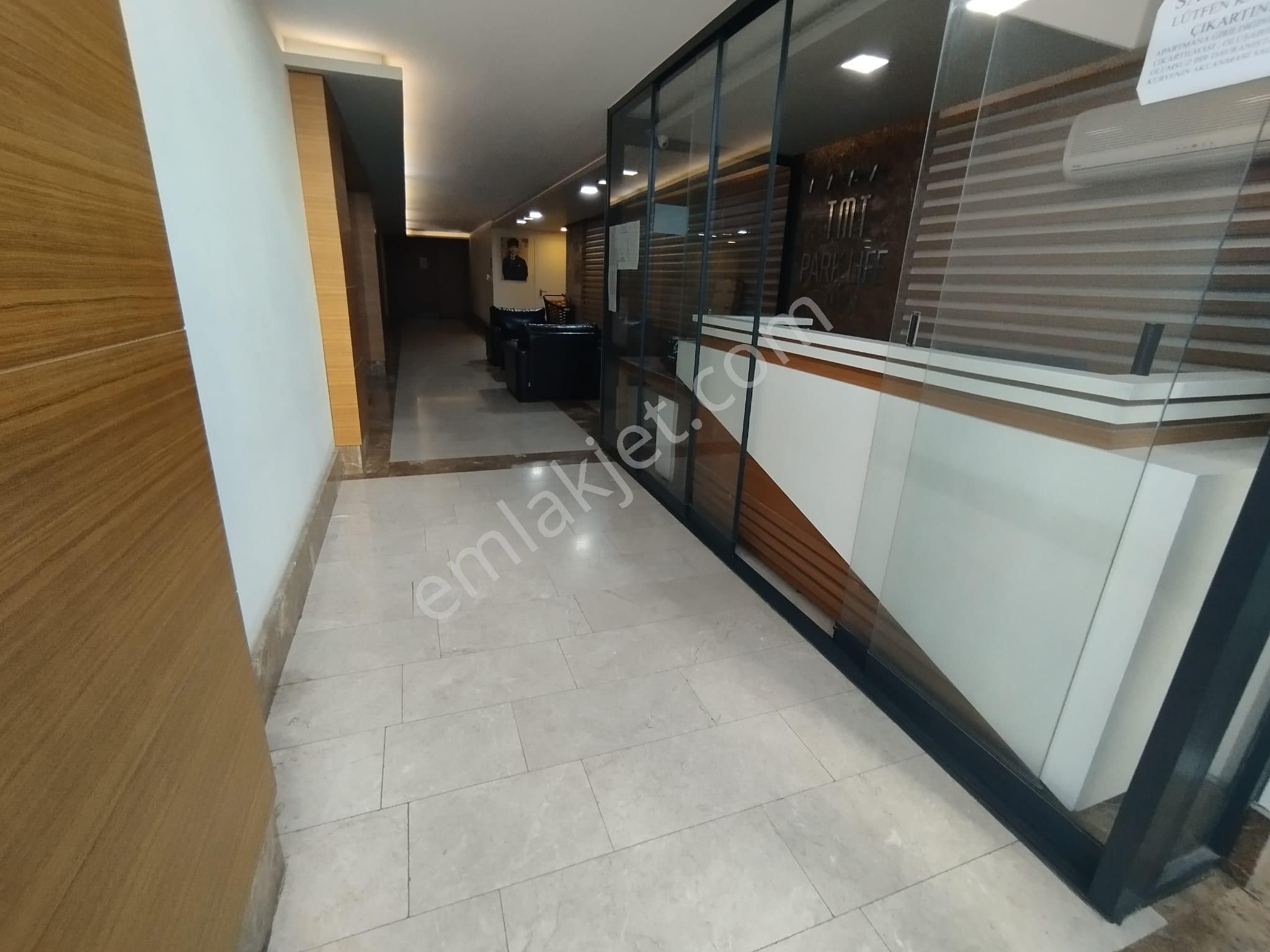 Yeni Valilik Civarı Bulvar Üzerinde Güvenlikli 2+1 155m2 Güney Doğu Batı Cephe Lüks Daire - Görsel 23