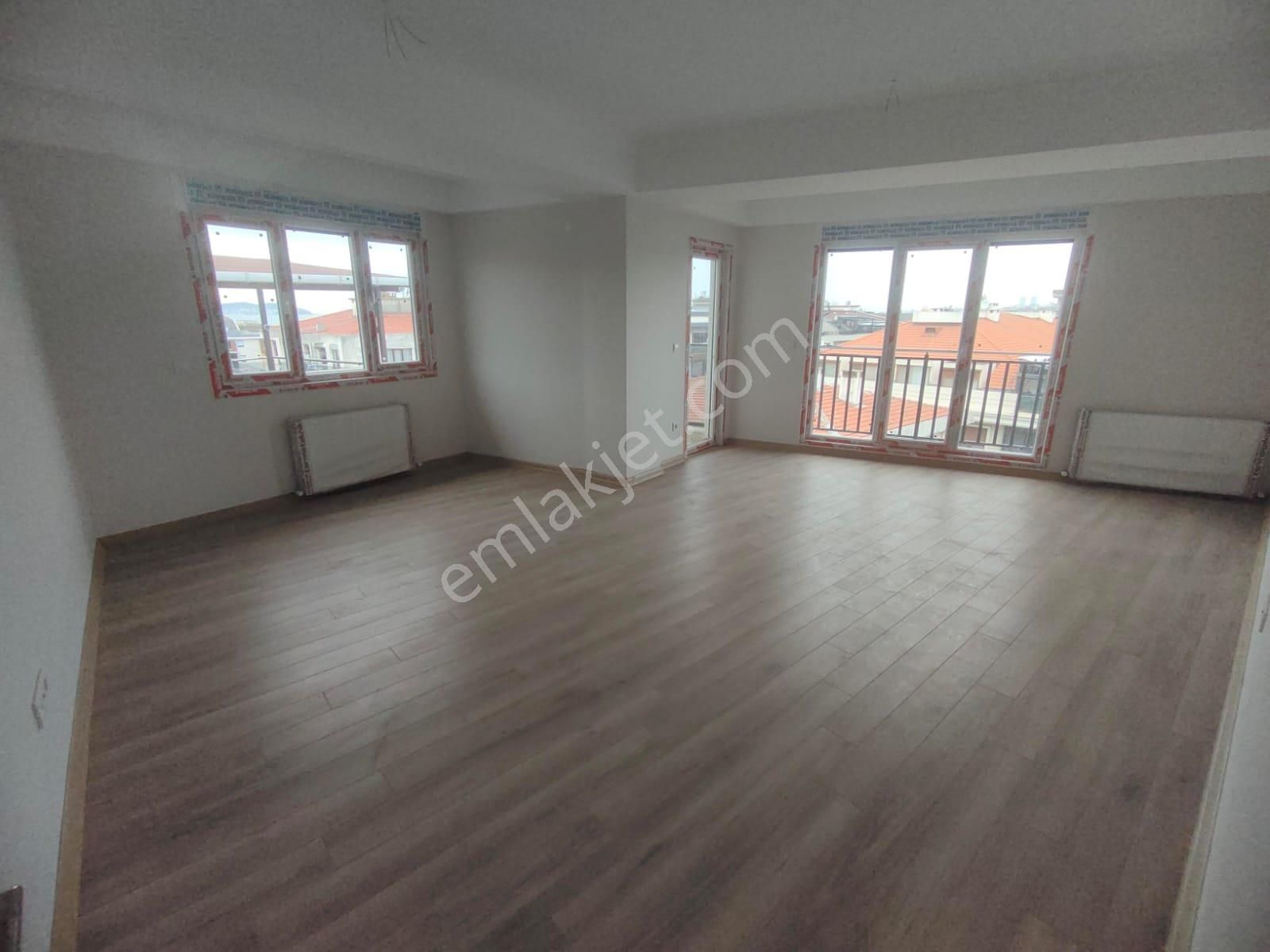 İdealtepe Işıklarda 2+2 155 M2 Lüks Deniz Manzaralı Dubleks - Görsel 9