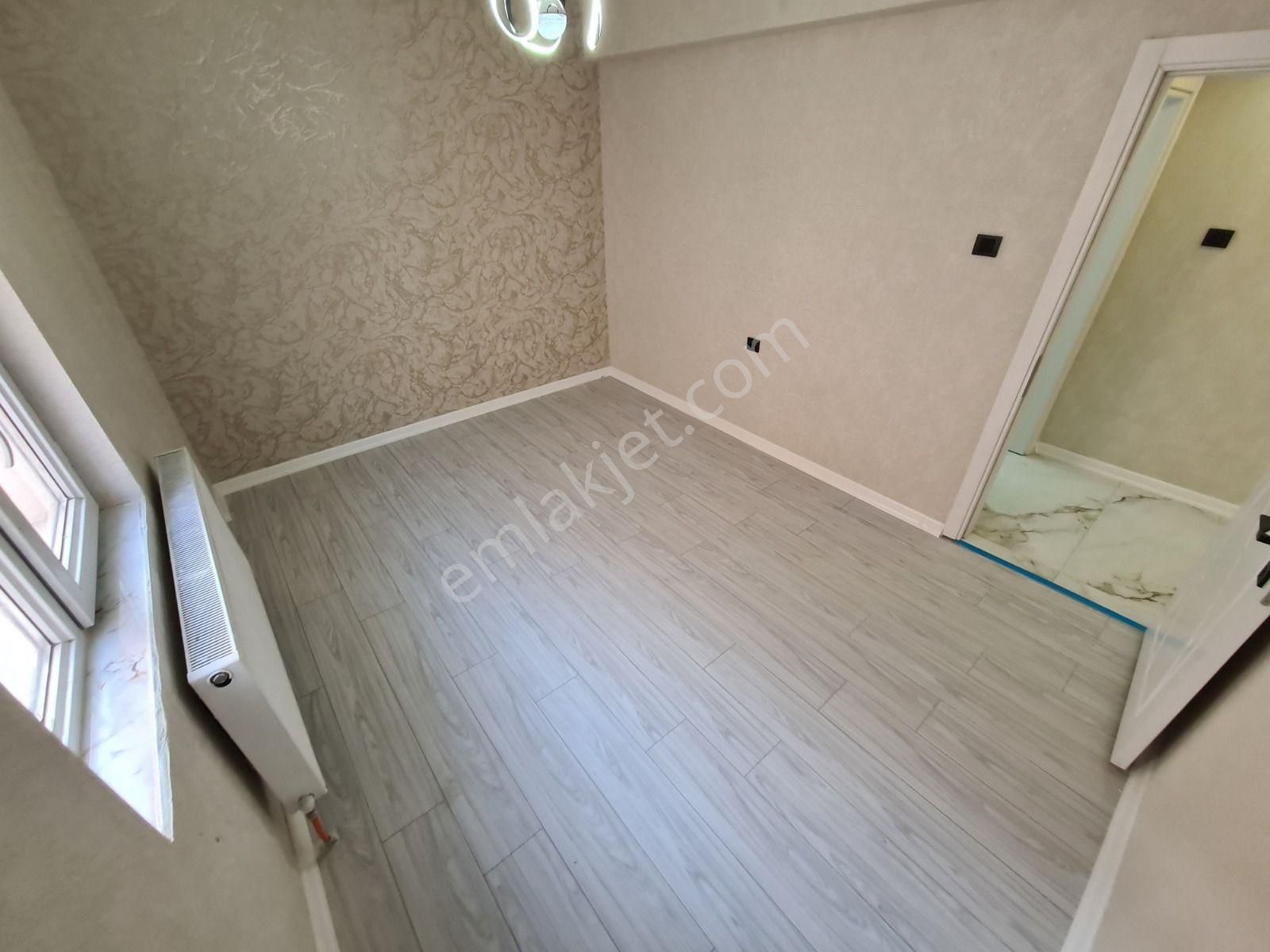 Ayvalı Merkez Süleymaniye Cd. Paraleli Arakatta Lux Yapılı 3+1 - Görsel 25