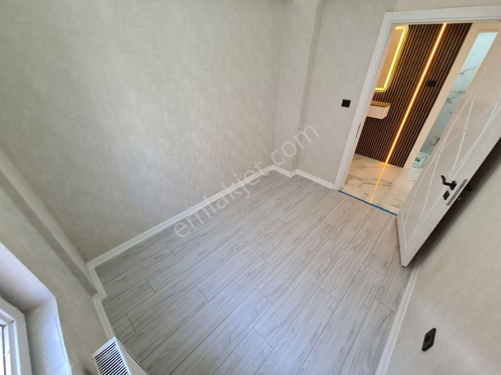Ayvalı Merkez Süleymaniye Cd. Paraleli Arakatta Lux Yapılı 3+1 - Görsel 15