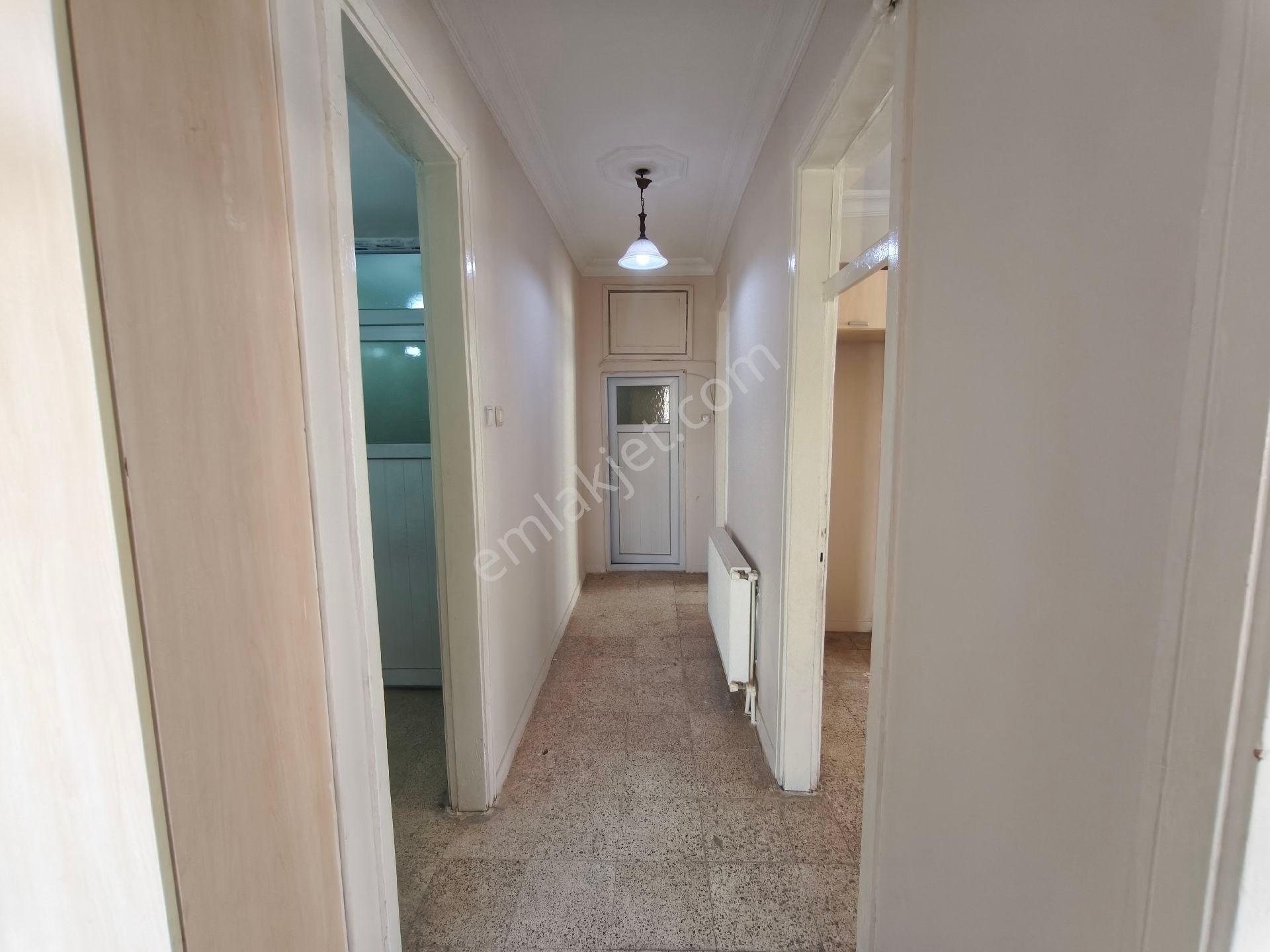 Haliliye Uçaksavar Kavşagı Cadde Üzerinde Satılık 2+1 Ara Kat - Görsel 11