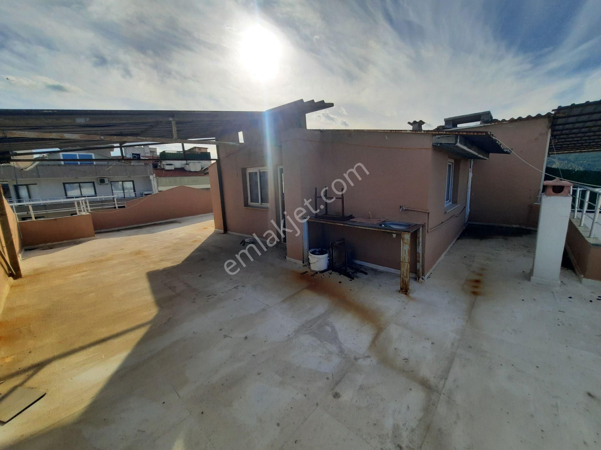 Polat Caddesi Üstünde, Teraslı, Dubleks, Deniz Manzaralı 4+1 - Görsel 29