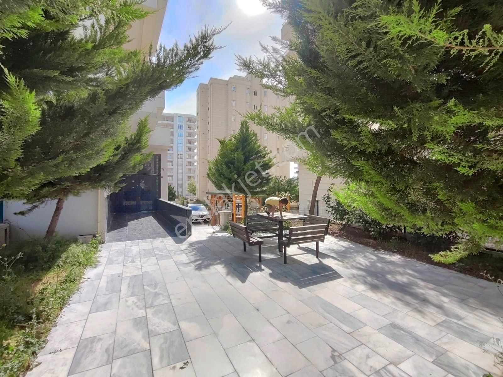 Ulaş Emlaktan Atakentte Cadde Üzeri 3+1 Lüks Daire - Görsel 25