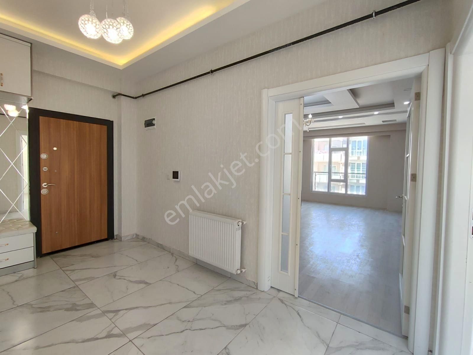 Ulaş Emlaktan Atakentte Cadde Üzeri 3+1 Lüks Daire - Görsel 24