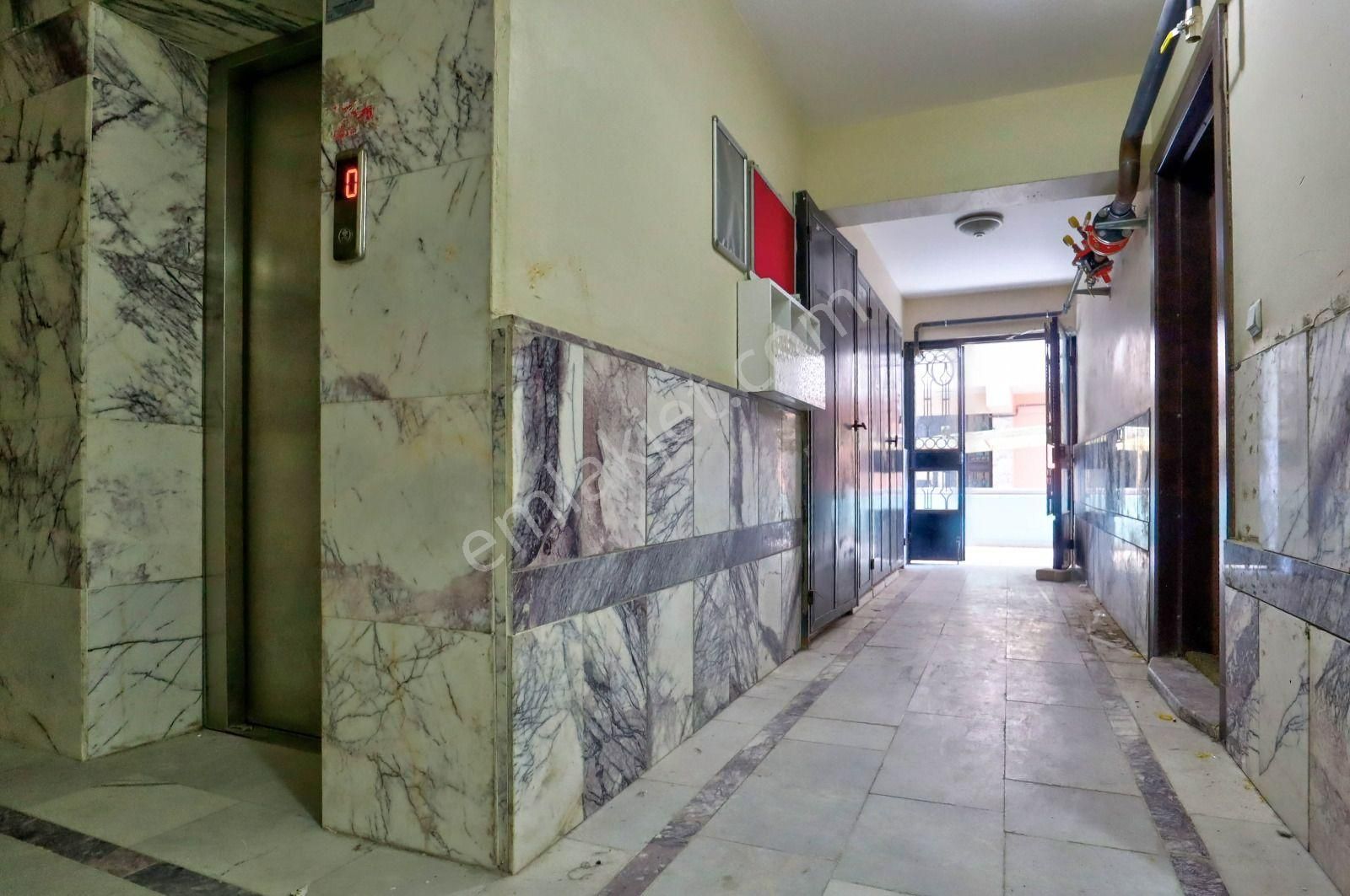 Dikili'de Satılık Kapalı Otoparklı 2+1 Daire. - Görsel 8