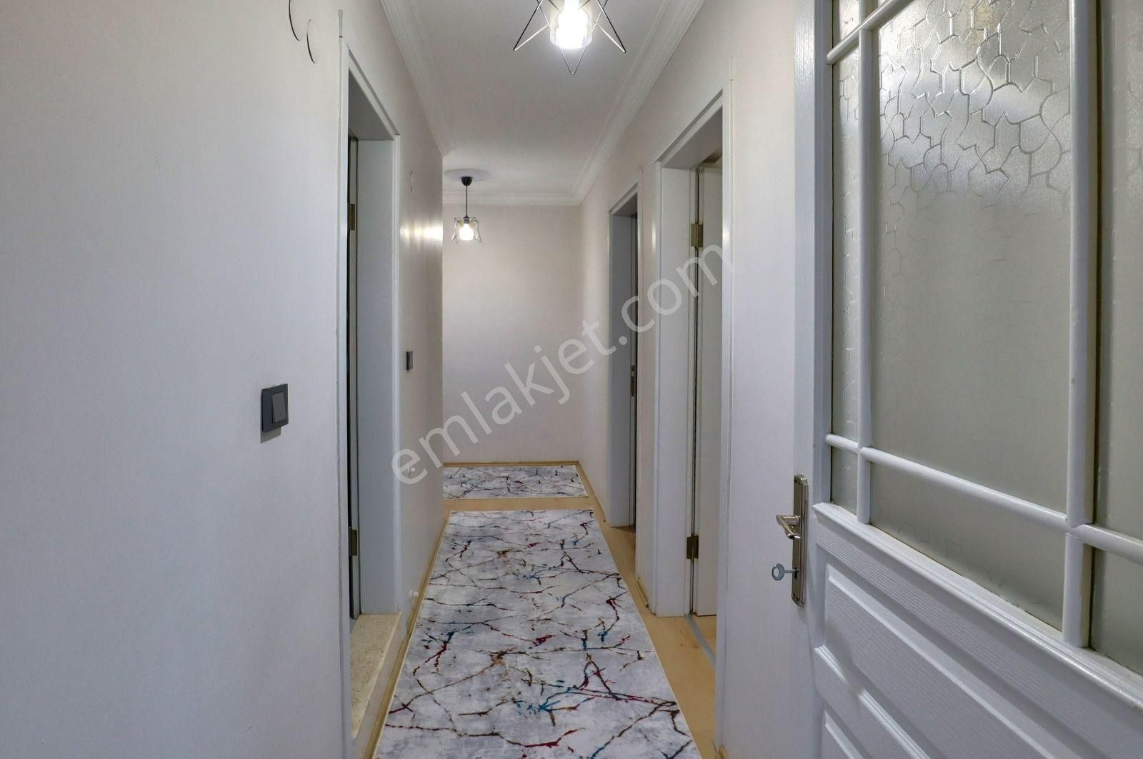 Dikili'de Satılık Kapalı Otoparklı 2+1 Daire. - Görsel 11