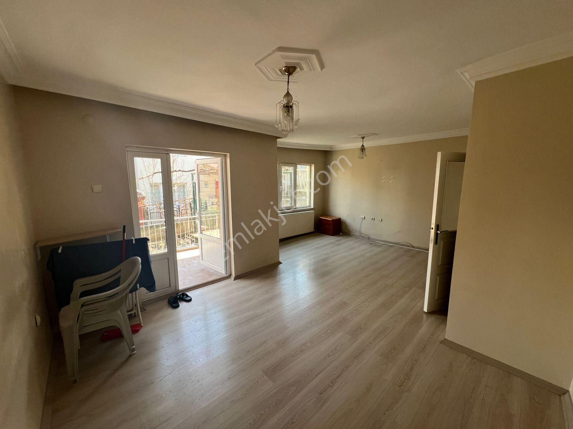 Atanora Vadi'den Hülyakent Sitesinde Bitişik Nizam Kelepir 3+1 Dubleks Villa - Görsel 10