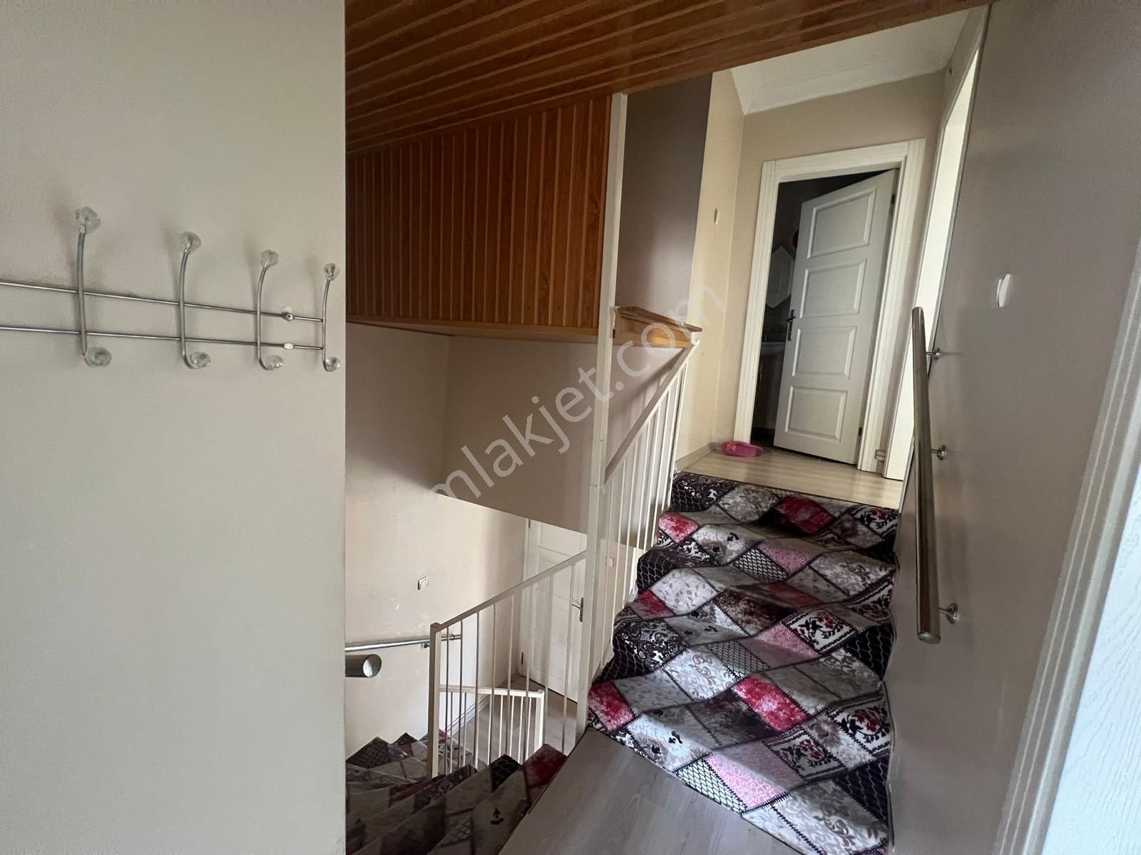 Atanora Vadi'den Hülyakent Sitesinde Bitişik Nizam Kelepir 3+1 Dubleks Villa - Görsel 25