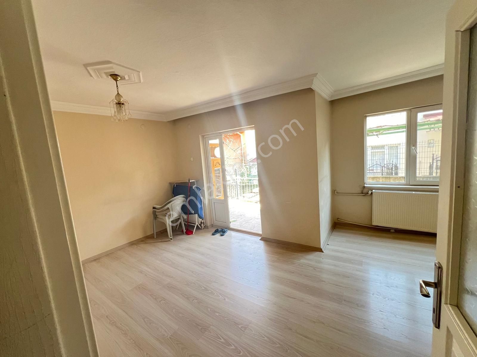 Atanora Vadi'den Hülyakent Sitesinde Bitişik Nizam Kelepir 3+1 Dubleks Villa - Görsel 23