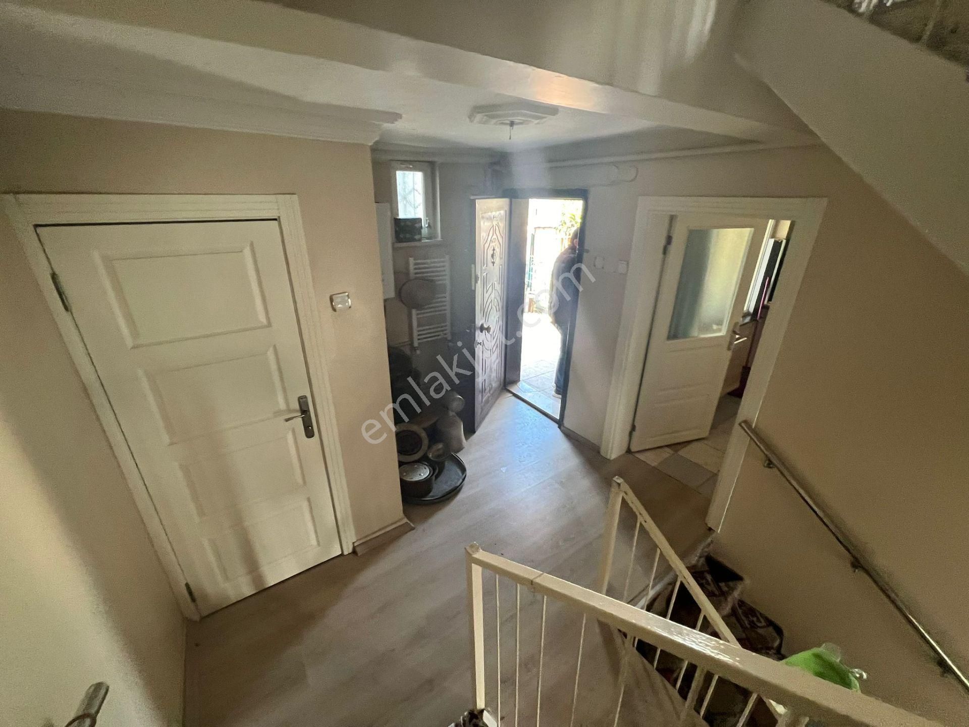 Atanora Vadi'den Hülyakent Sitesinde Bitişik Nizam Kelepir 3+1 Dubleks Villa - Görsel 14