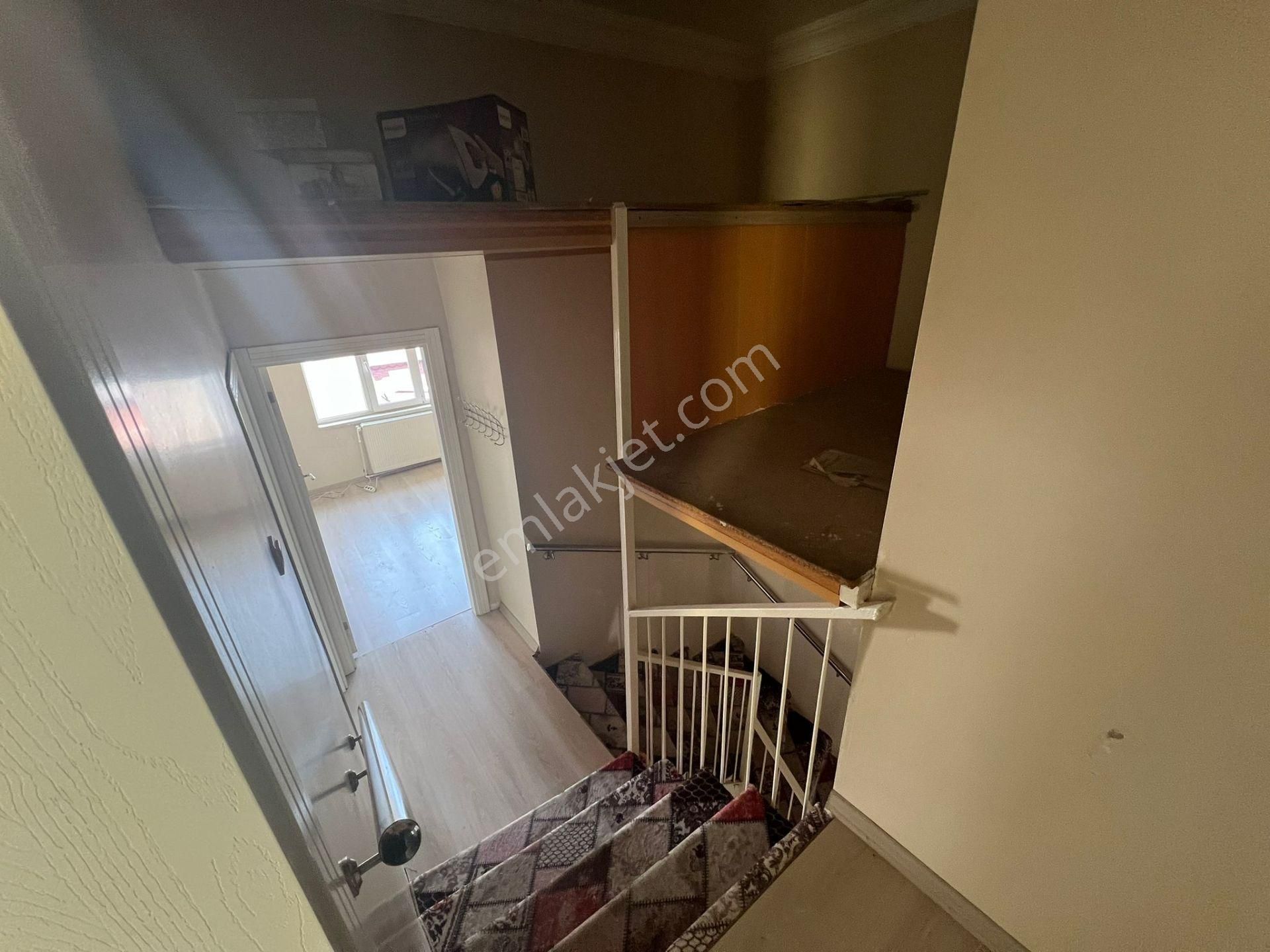 Atanora Vadi'den Hülyakent Sitesinde Bitişik Nizam Kelepir 3+1 Dubleks Villa - Görsel 20