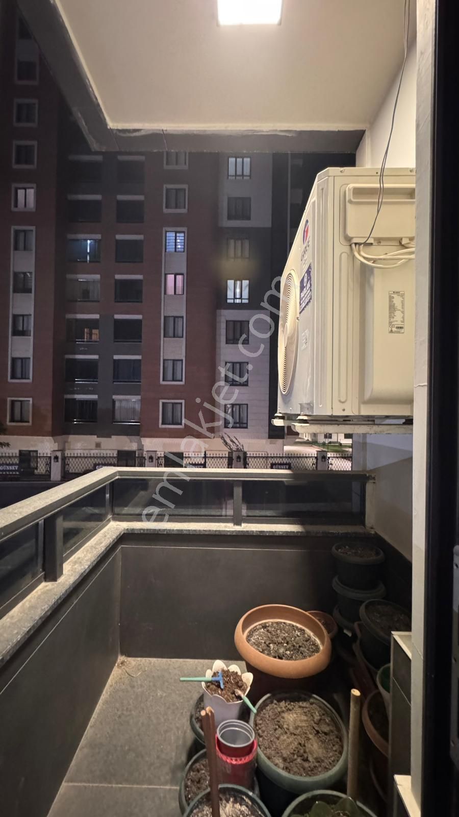 Hanedan Gyo'dan Güvenevlerde Modern, Yeni Ve Geniş 3,5+1 Daire - Görsel 18