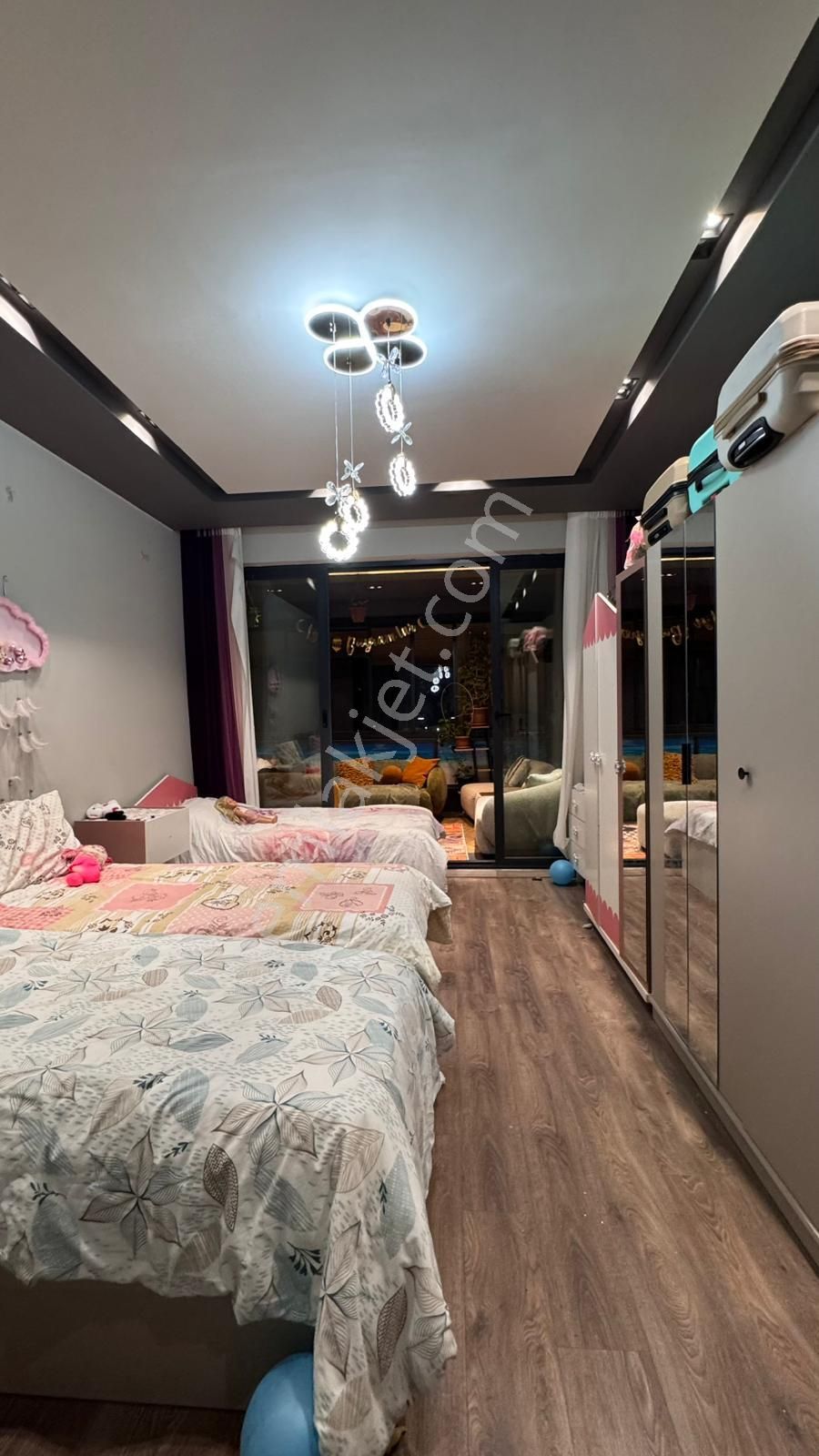 Hanedan Gyo'dan Güvenevlerde Modern, Yeni Ve Geniş 3,5+1 Daire - Görsel 9