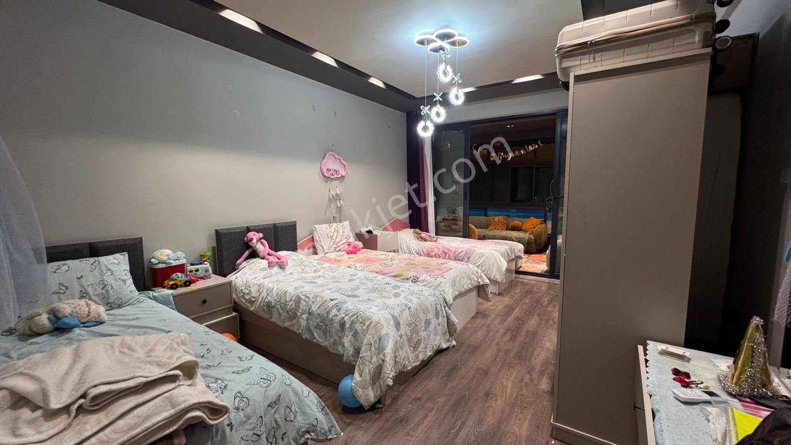 Hanedan Gyo'dan Güvenevlerde Modern, Yeni Ve Geniş 3,5+1 Daire - Görsel 7