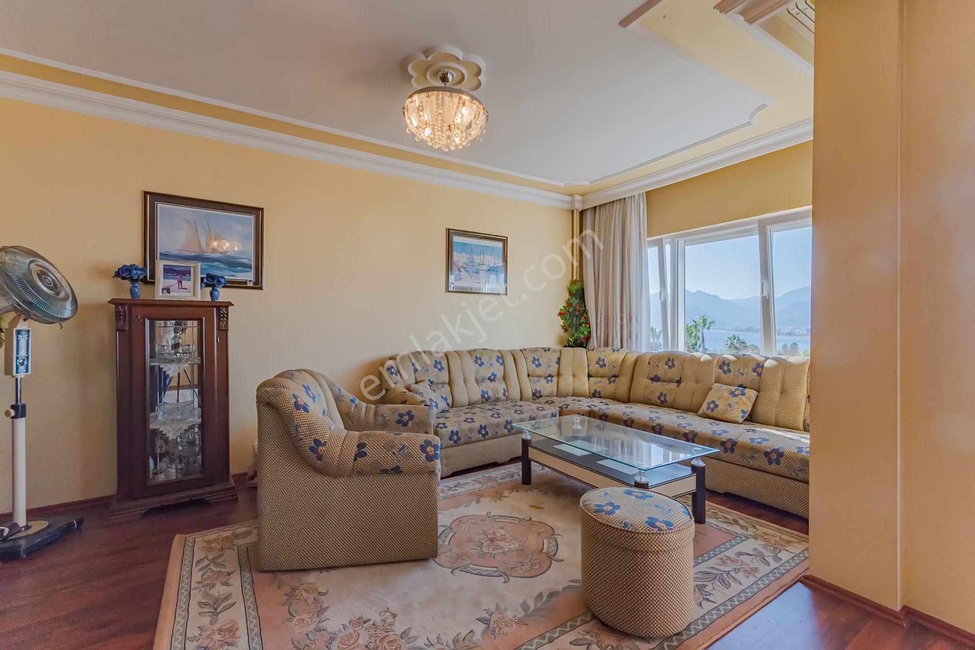 Deniz Manzaralı, Konforlu Ve Hemen Taşınılabilir 3+1 - Görsel 17