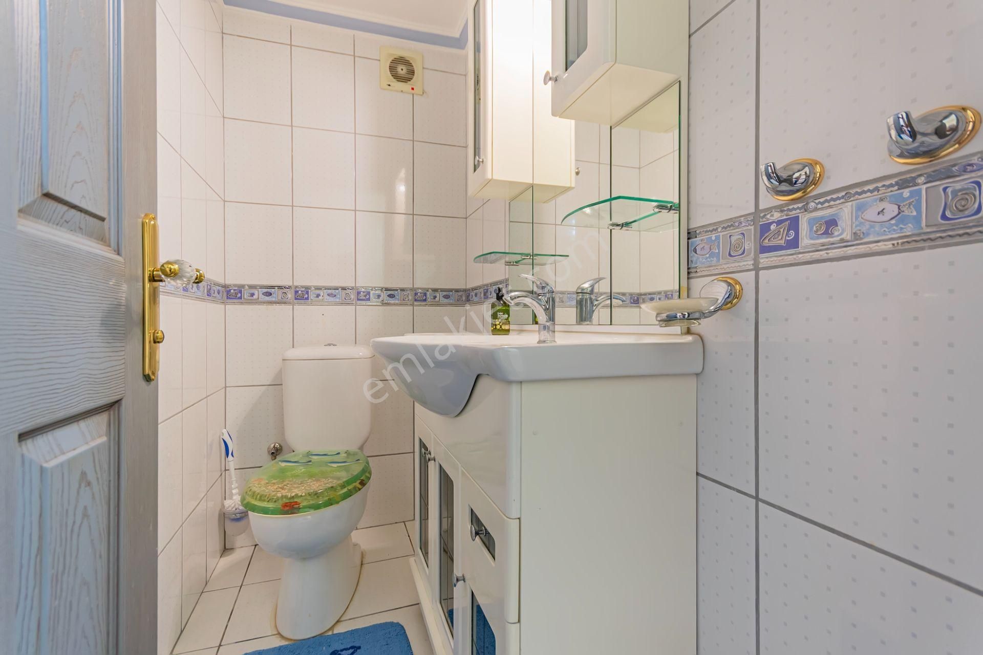 Deniz Manzaralı, Konforlu Ve Hemen Taşınılabilir 3+1 - Görsel 41