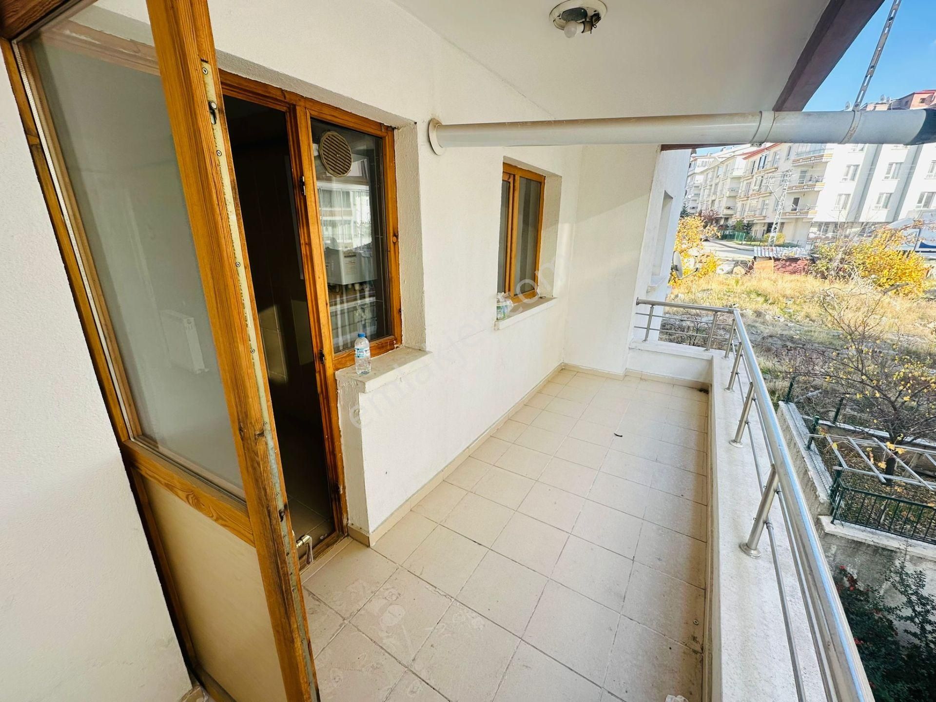 Bostancık Mahallesinde Asansörlü 2.katta 3+1 Kiralık Daire !! - Görsel 18