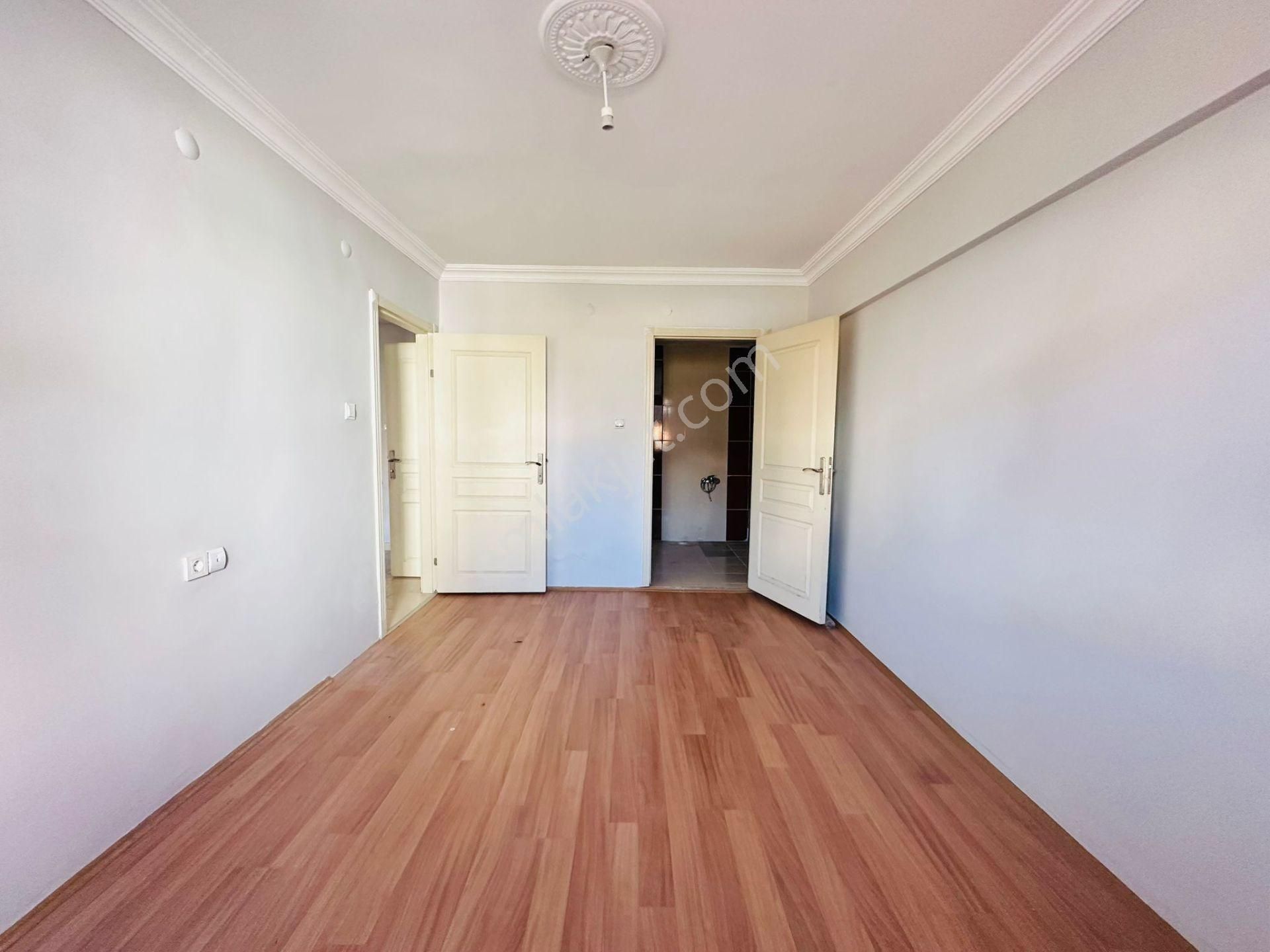 Bostancık Mahallesinde Asansörlü 2.katta 3+1 Kiralık Daire !! - Görsel 13
