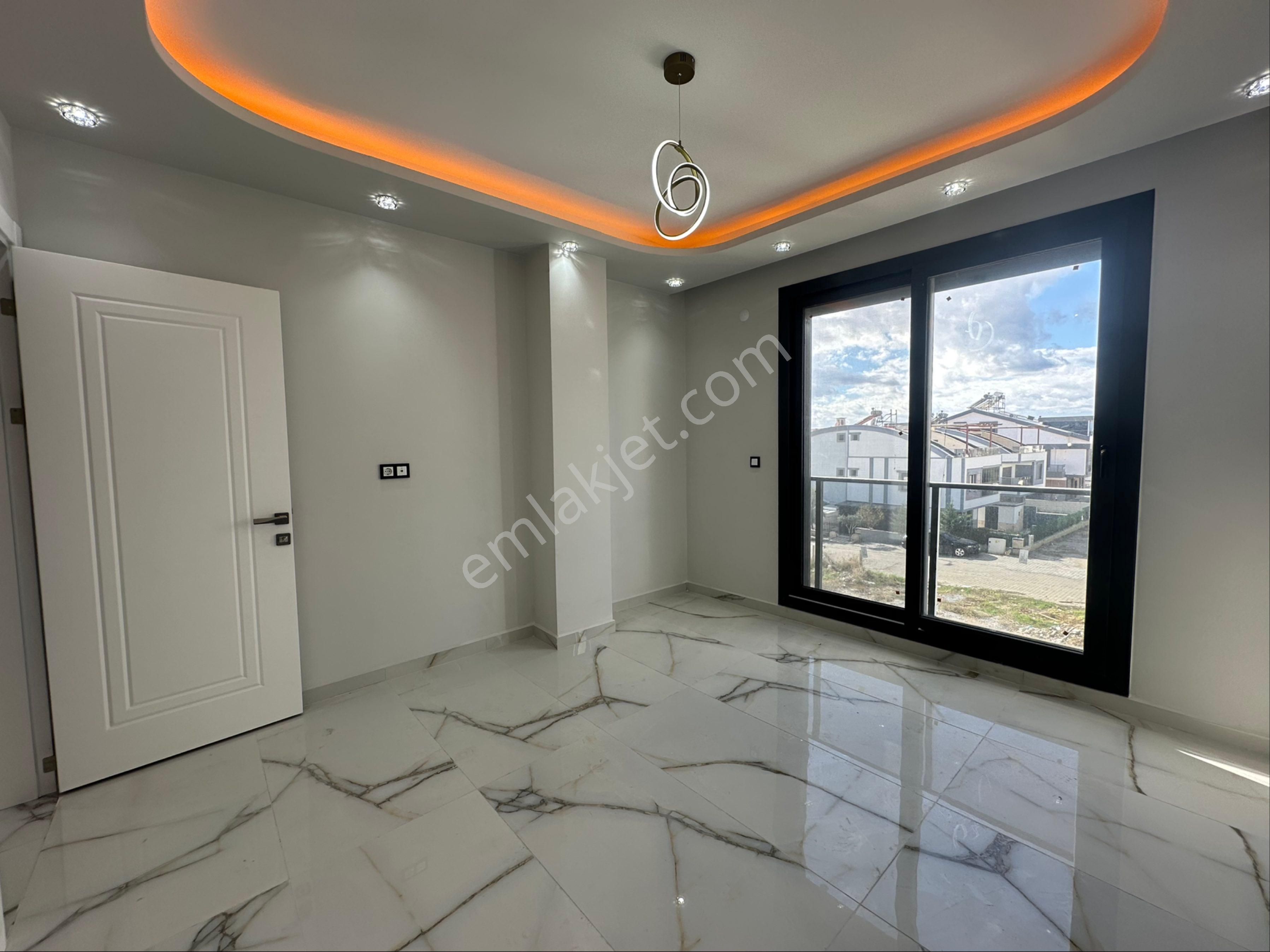 Didim Efelerde Müstakil Havuzlu 3+1 Teraslı Lüks Villa - Görsel 23