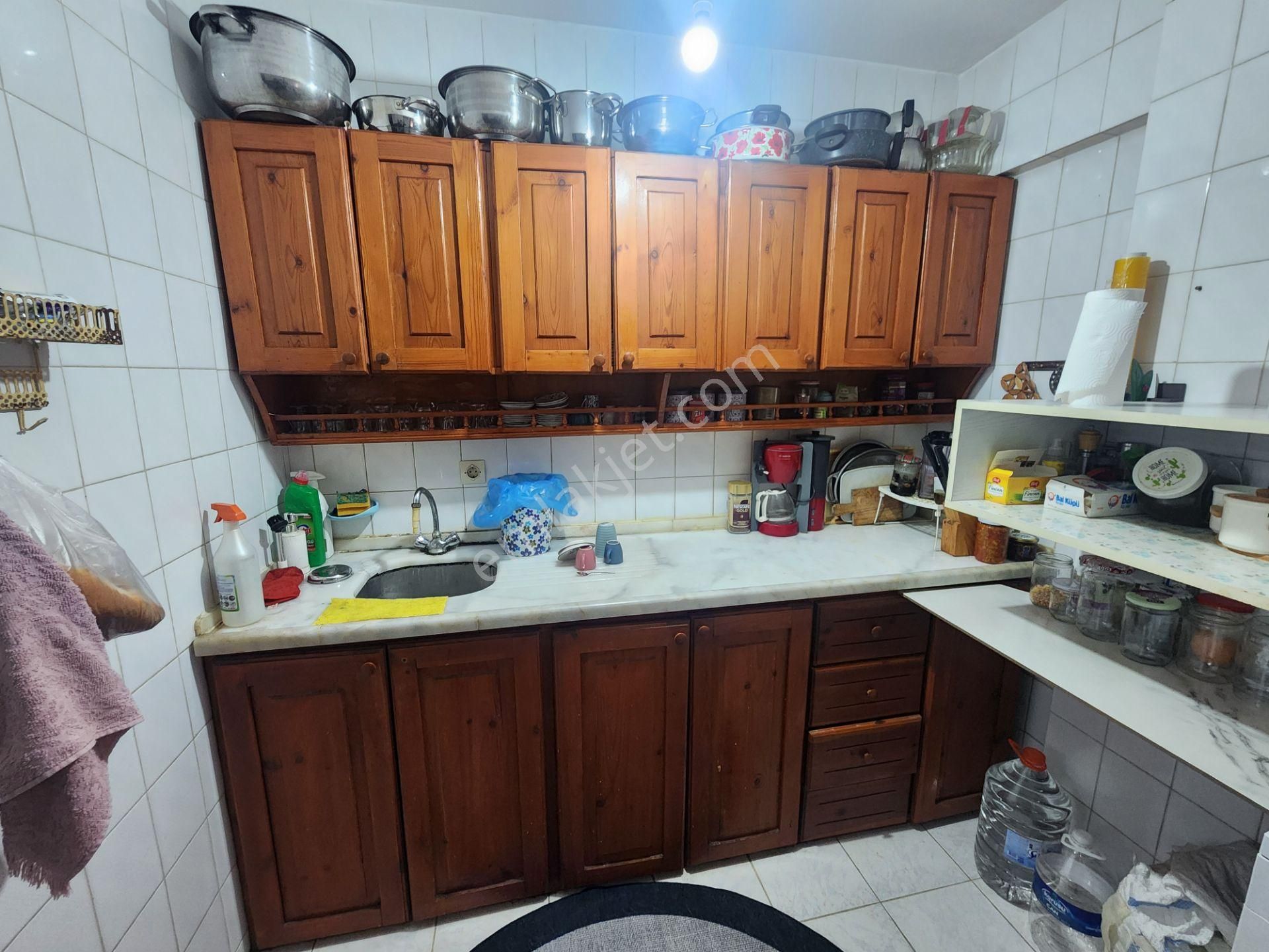 Sarımsaklının En İşlek Caddesinde Giriş Kat 3+1 Daire Fırsatı - Görsel 19