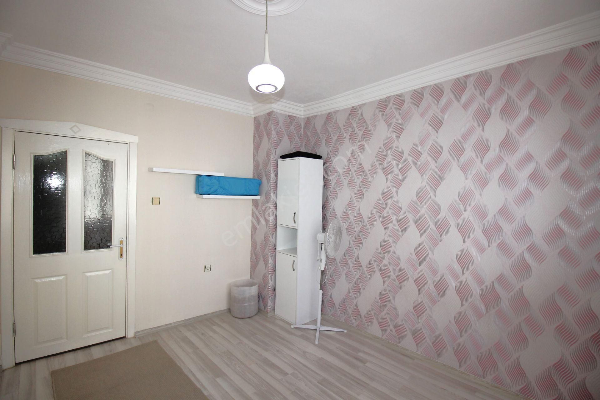 Retro’dan Menderes Mah’de Site İçi Doğalgazlı B.mutfak Geniş 3+1 - Görsel 9