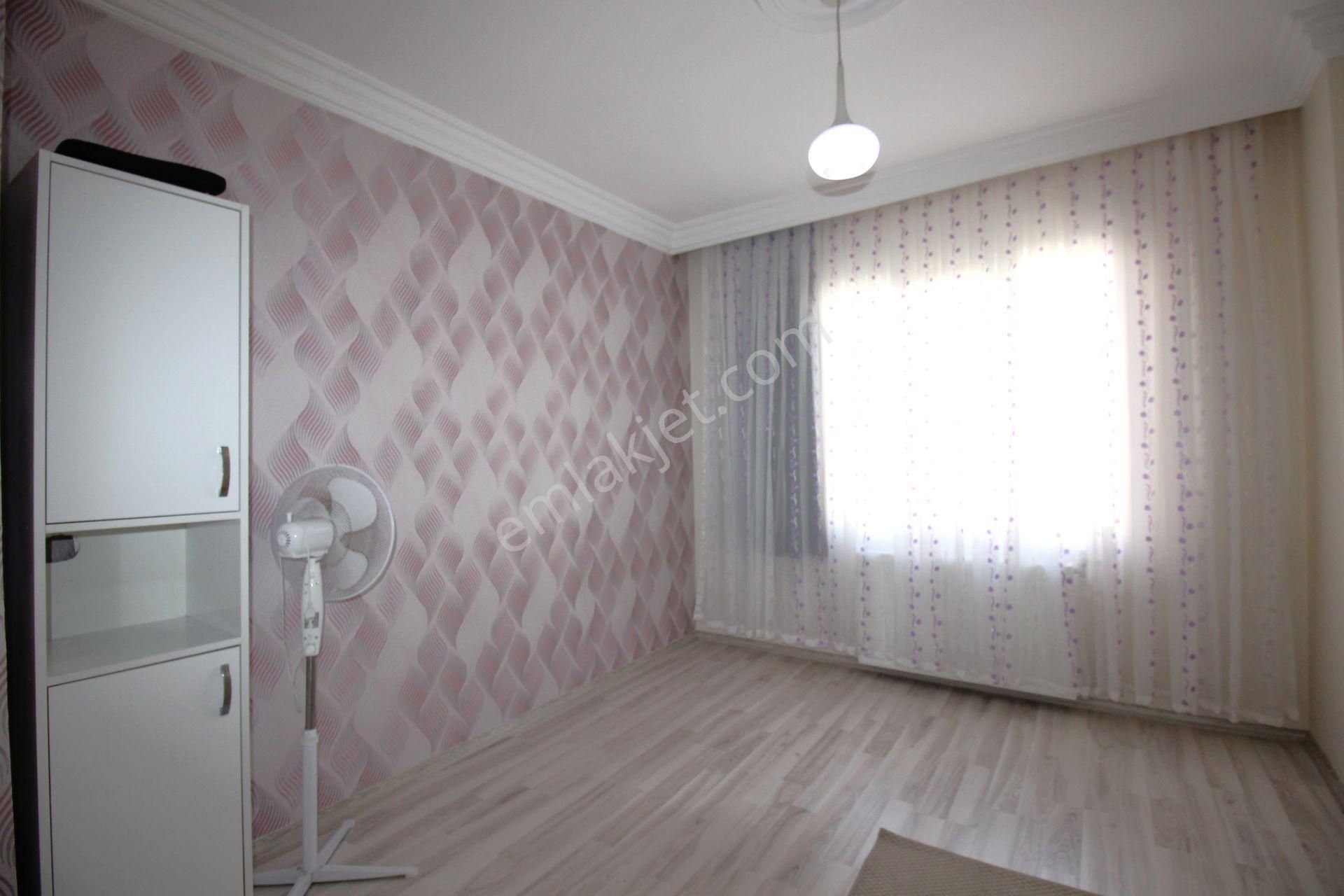 Retro’dan Menderes Mah’de Site İçi Doğalgazlı B.mutfak Geniş 3+1 - Görsel 8