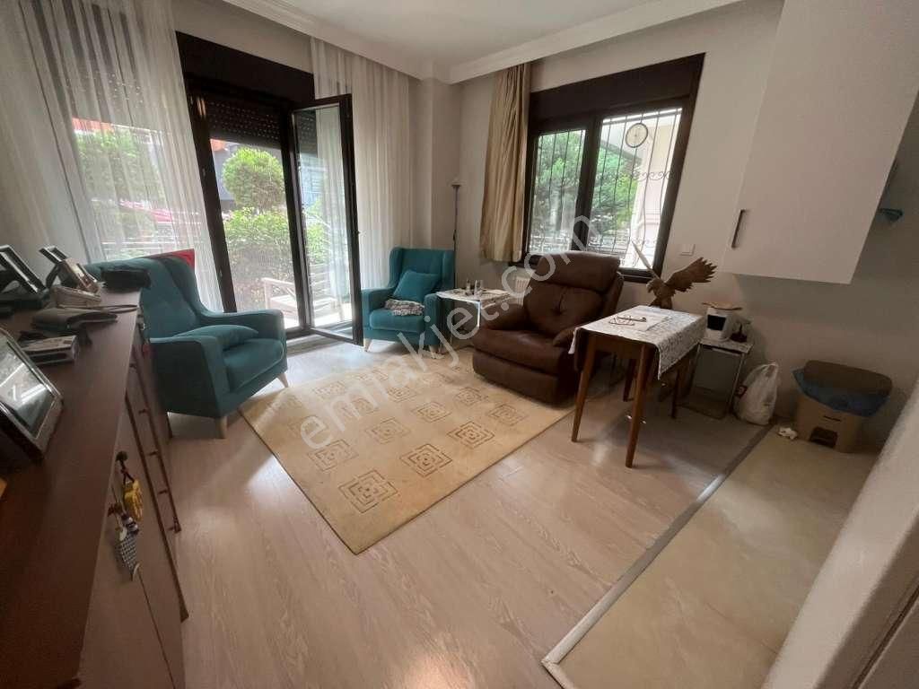 Altıntepe 63'de Ön Cephe Çok Ferah Özel Bahçeli 2+1 - Görsel 23