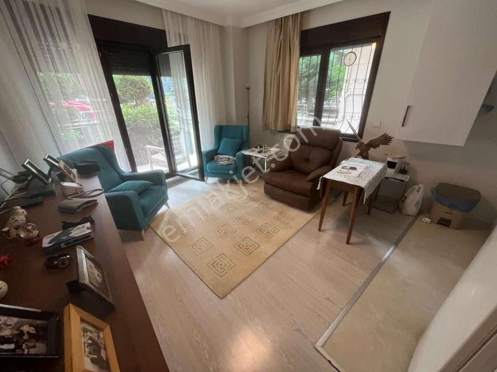 Altıntepe 63'de Ön Cephe Çok Ferah Özel Bahçeli 2+1 - Görsel 12