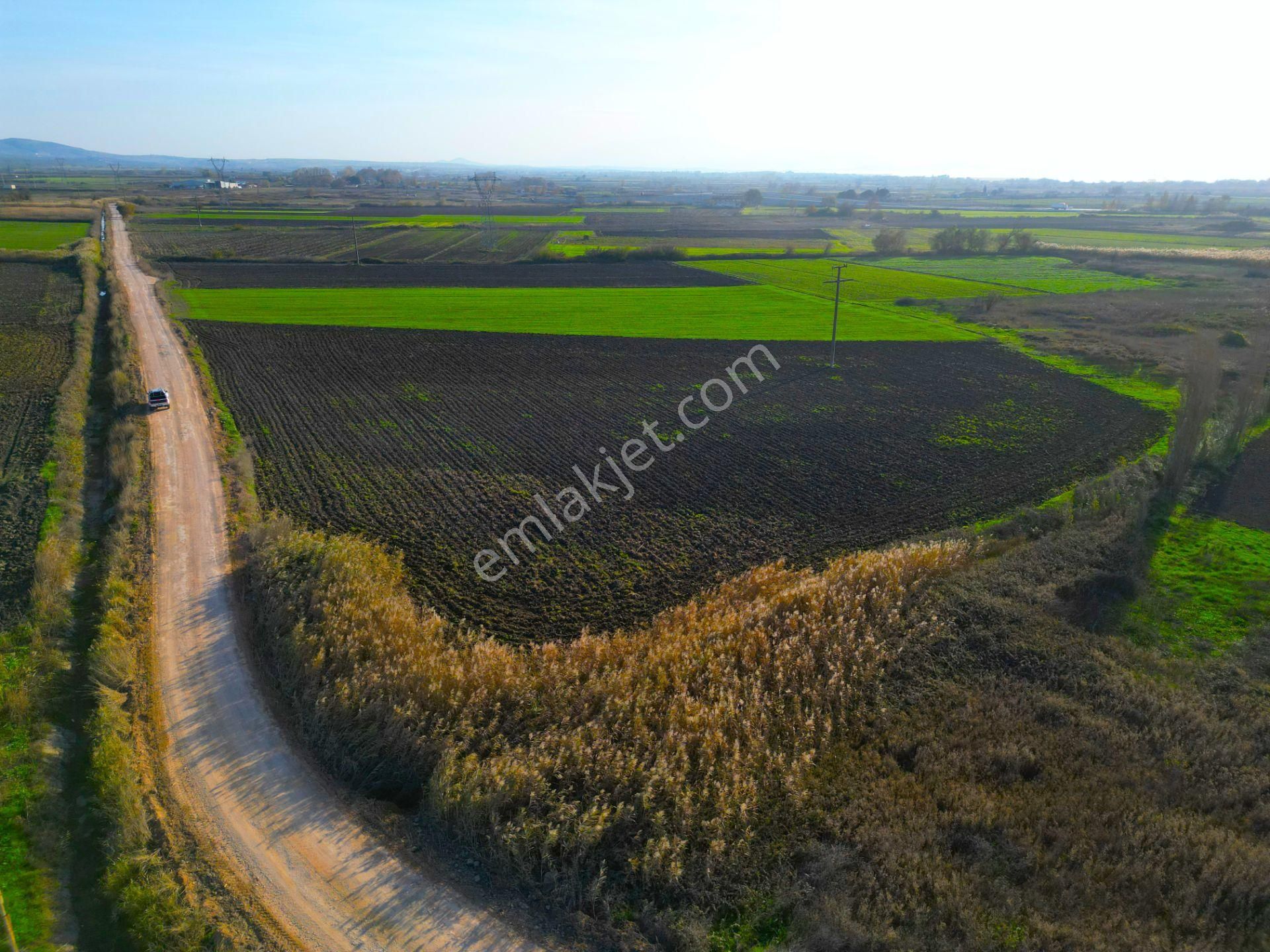 |karacabey| Harika Konumda Yol Su Elektrik Olan Yatırımlık Arazi! - Görsel 32