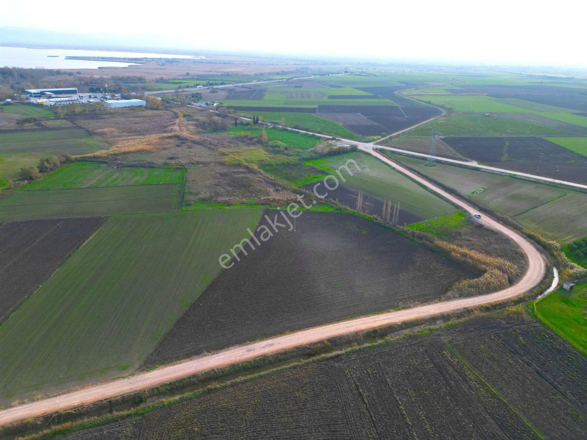 |karacabey| Harika Konumda Yol Su Elektrik Olan Yatırımlık Arazi! - Görsel 15