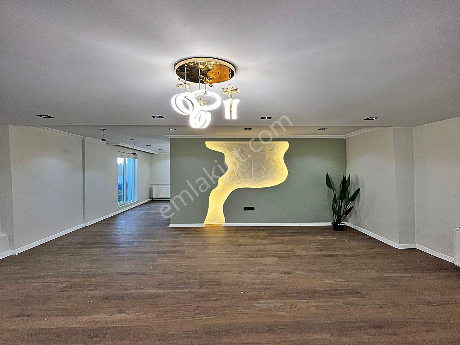 Cadde34'den Kavaklı'da Kış Bahçeli, Hamam&giyinme Odalı 2.5+1 Full Dekorlu Giriş Dairemiz Satışta!!! - Görsel 14