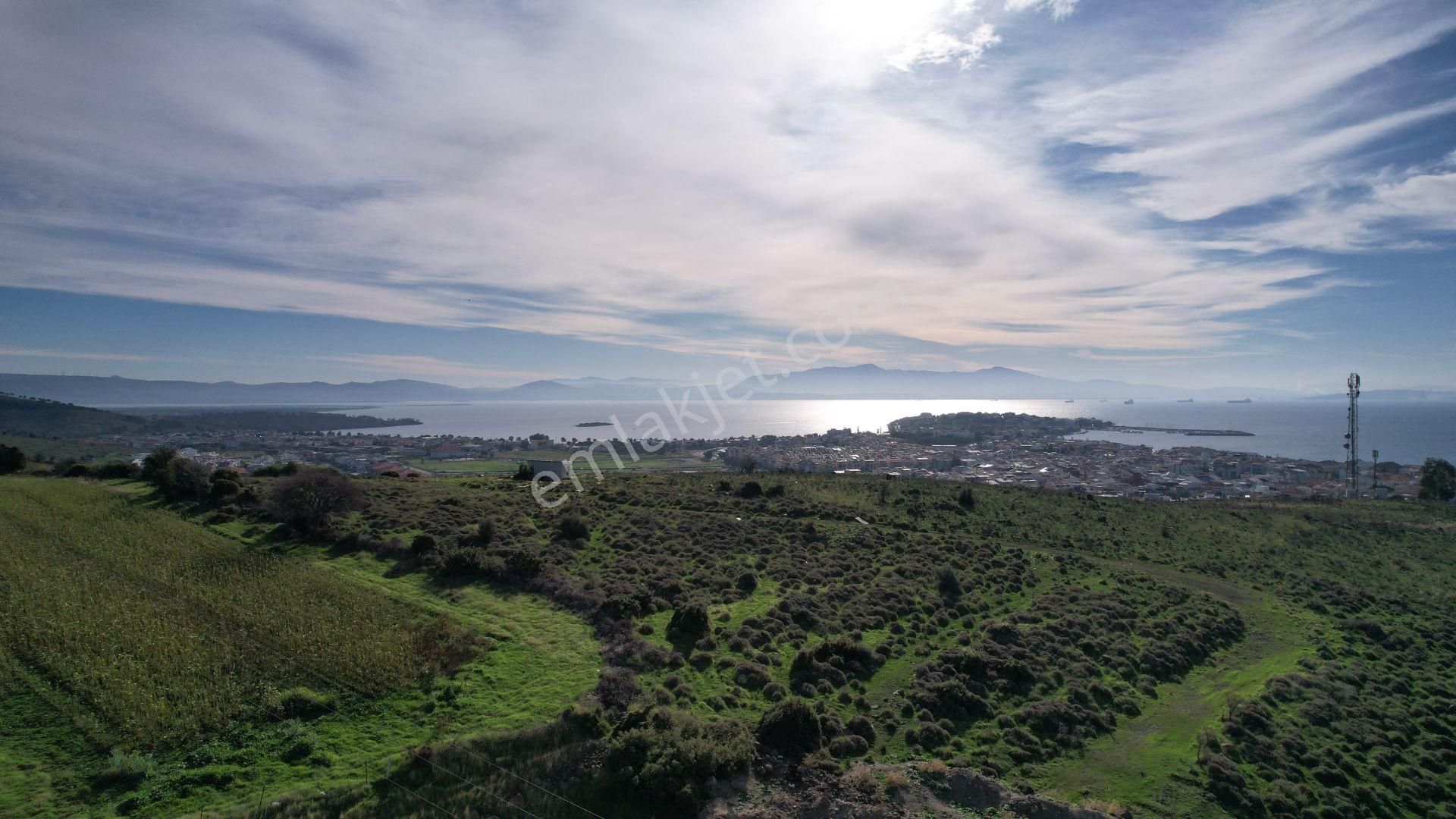 Egenin İncisi Çandarlı Merkezde Deniz Manzaralı Arsa - Görsel 10