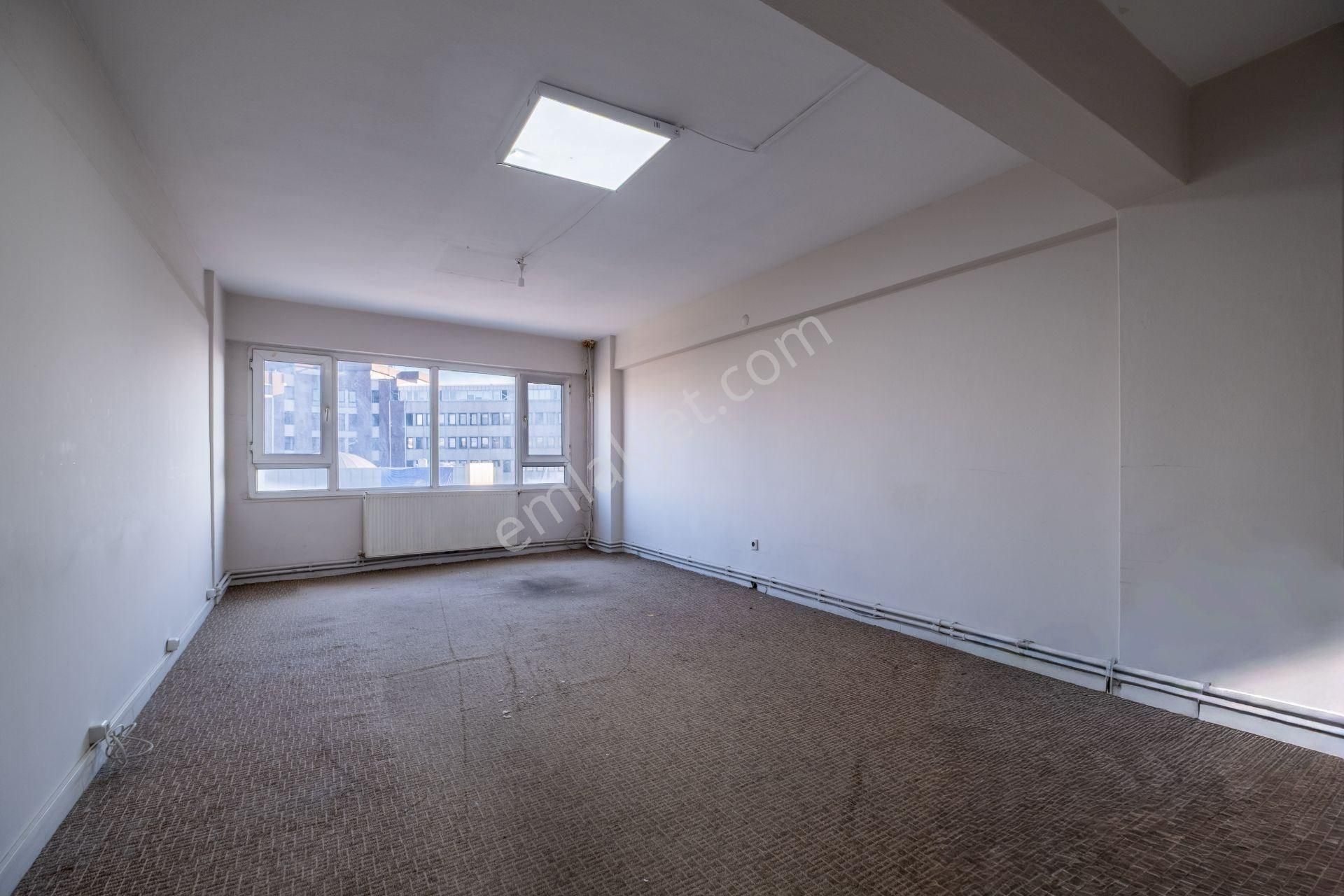 Kadıköy Kurbağalıdere Cad. Belediye Karşısı, 6 Odalı Kiralık Ofis - Görsel 11