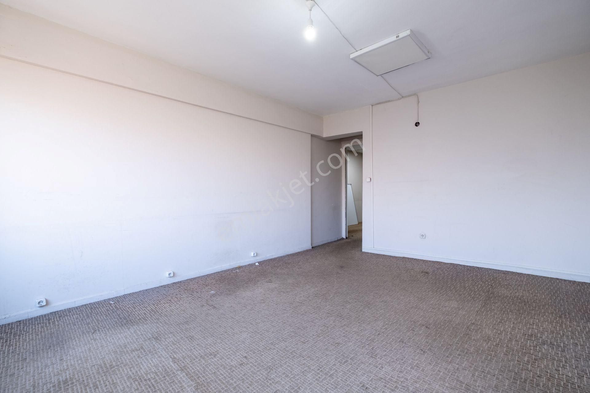 Kadıköy Kurbağalıdere Cad. Belediye Karşısı, 6 Odalı Kiralık Ofis - Görsel 7