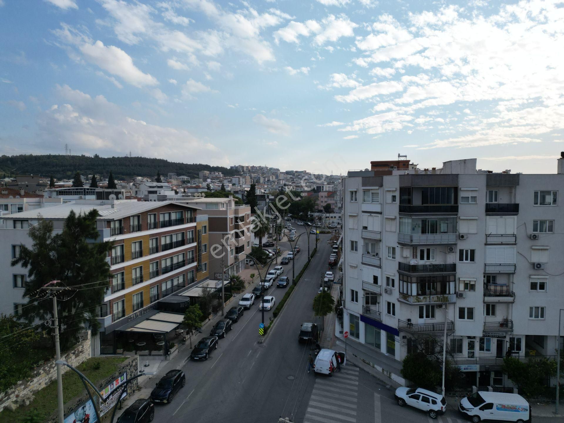 Aliağa Da Merkezi Lokasyonda Kiralık Dükkan - Görsel 3