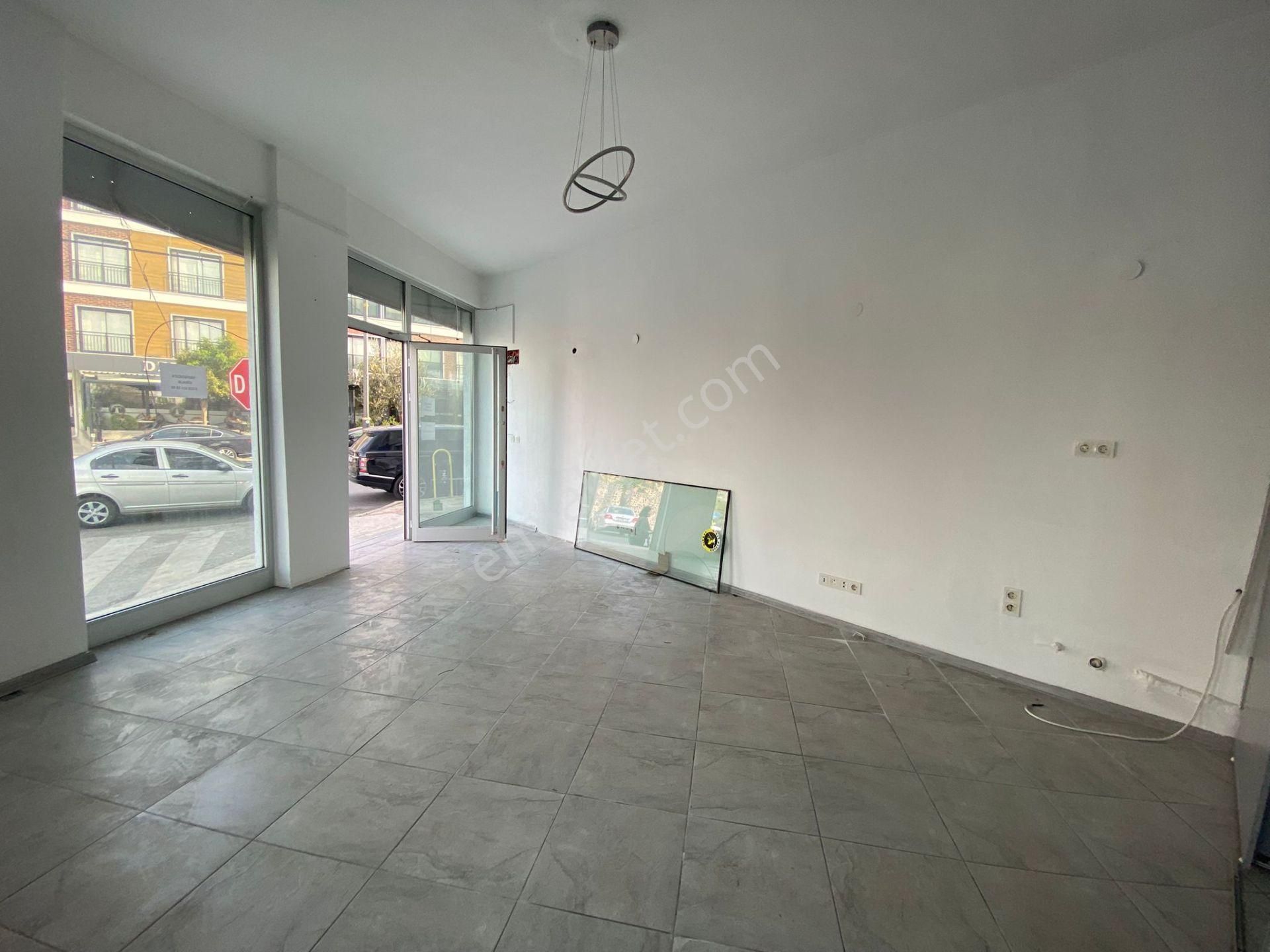 Aliağa Da Merkezi Lokasyonda Kiralık Dükkan - Görsel 6