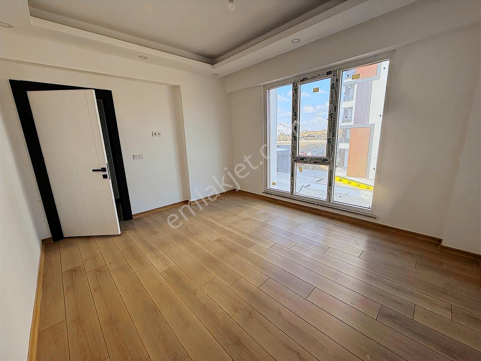 Turyap Hürriyetten İzsiz Towers Da 2.kat 3+1 Kiralık Daire - Görsel 14