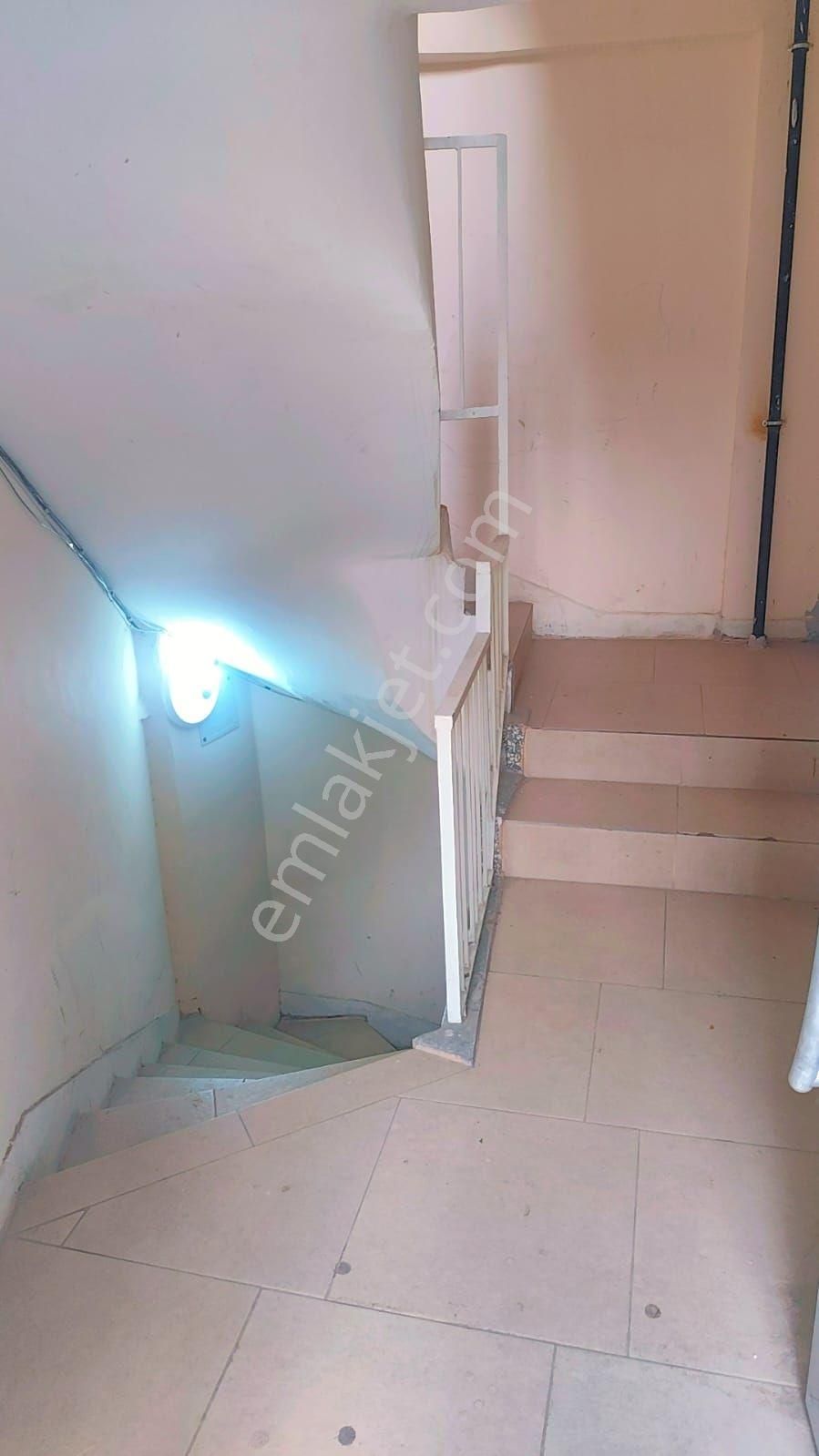 Çınar Mevki Kızılay Altı 2+1 Açik Mutfak Apart 1.175.000 Tl Az Pazarlıklı Satılıktır - Görsel 12