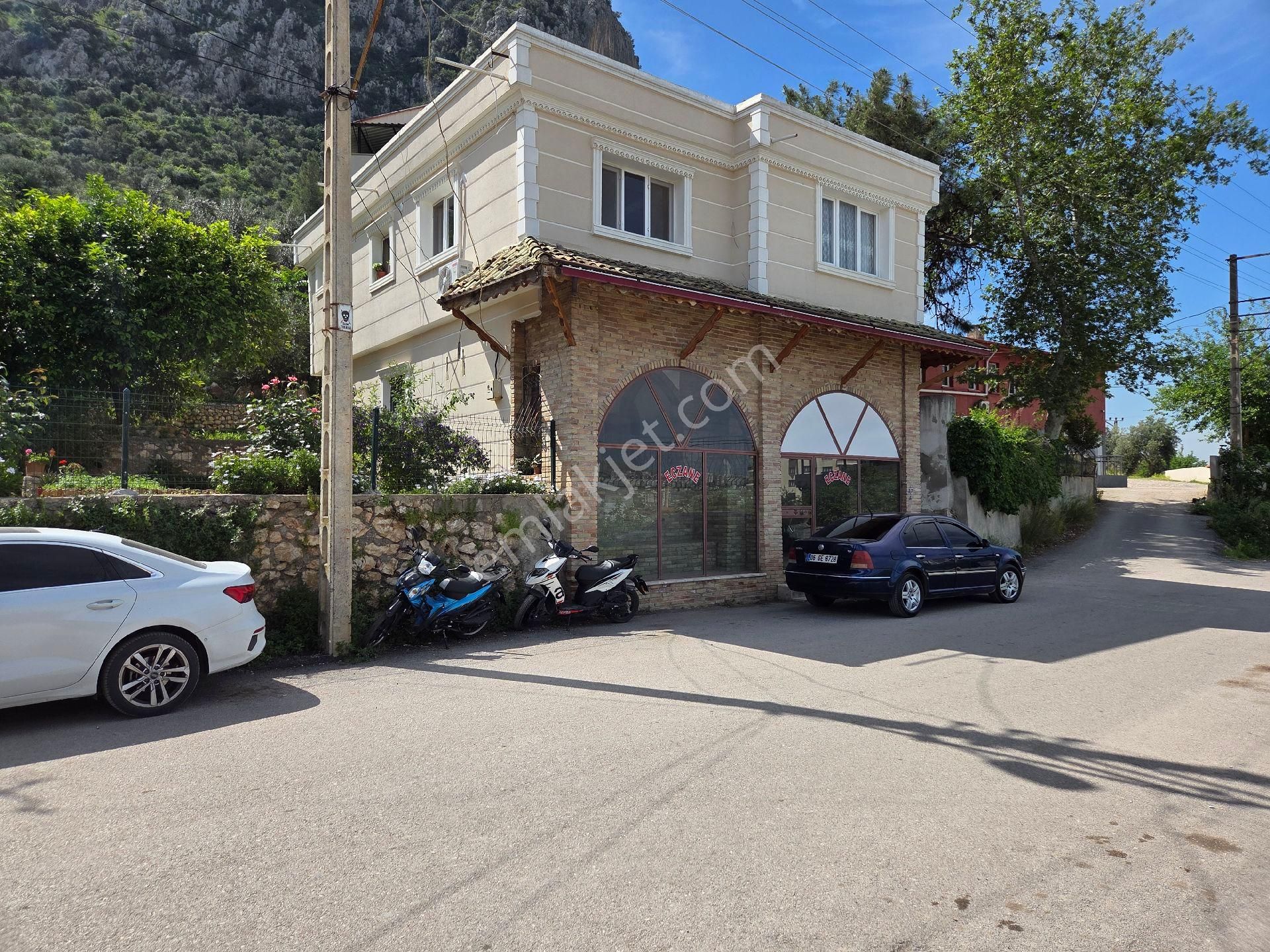 Kozan Merkez De Alt Katı İşyeri 2 Katlı Satılık Müstakil Ev - Görsel 6