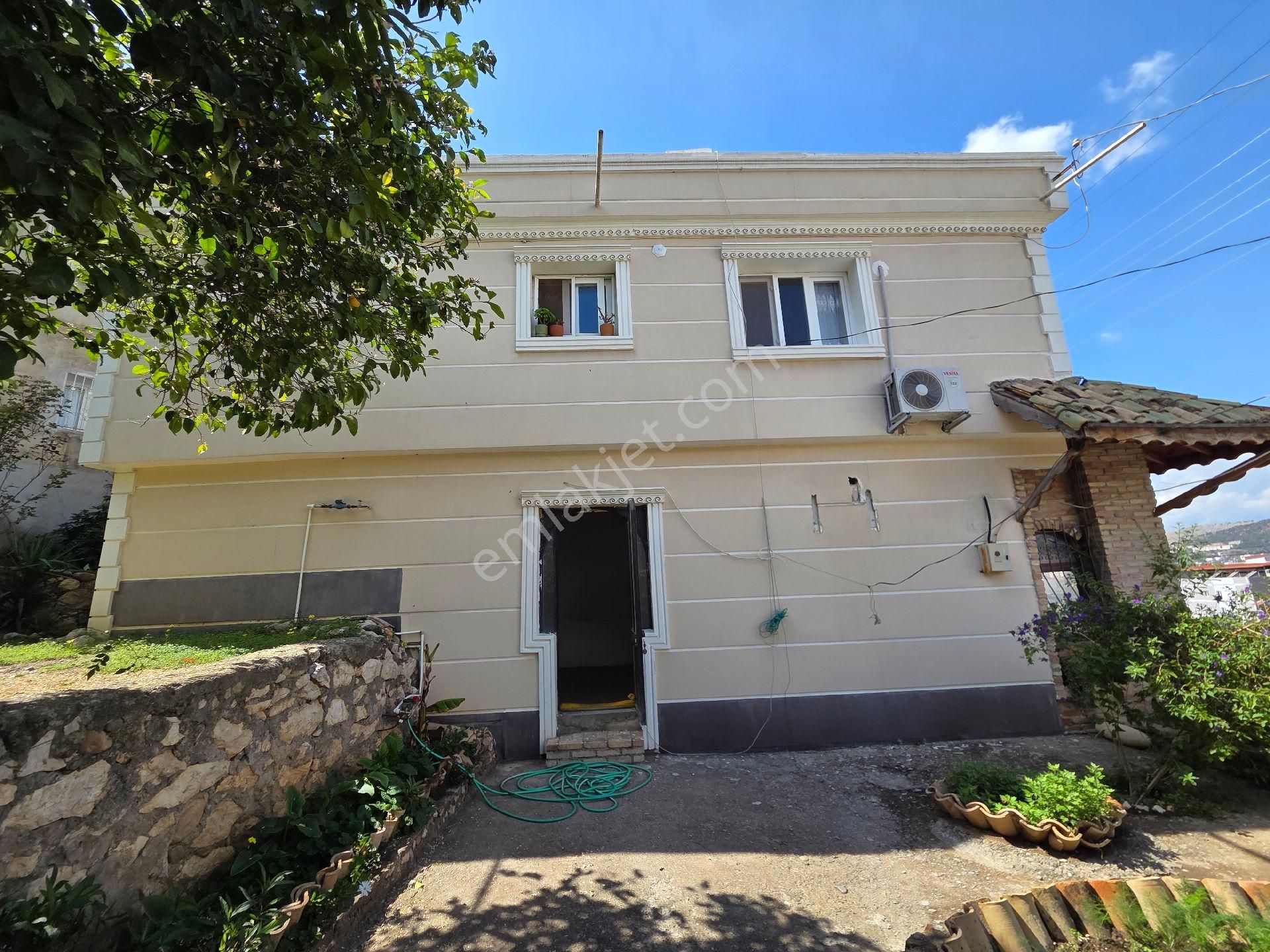 Kozan Merkez De Alt Katı İşyeri 2 Katlı Satılık Müstakil Ev - Görsel 31