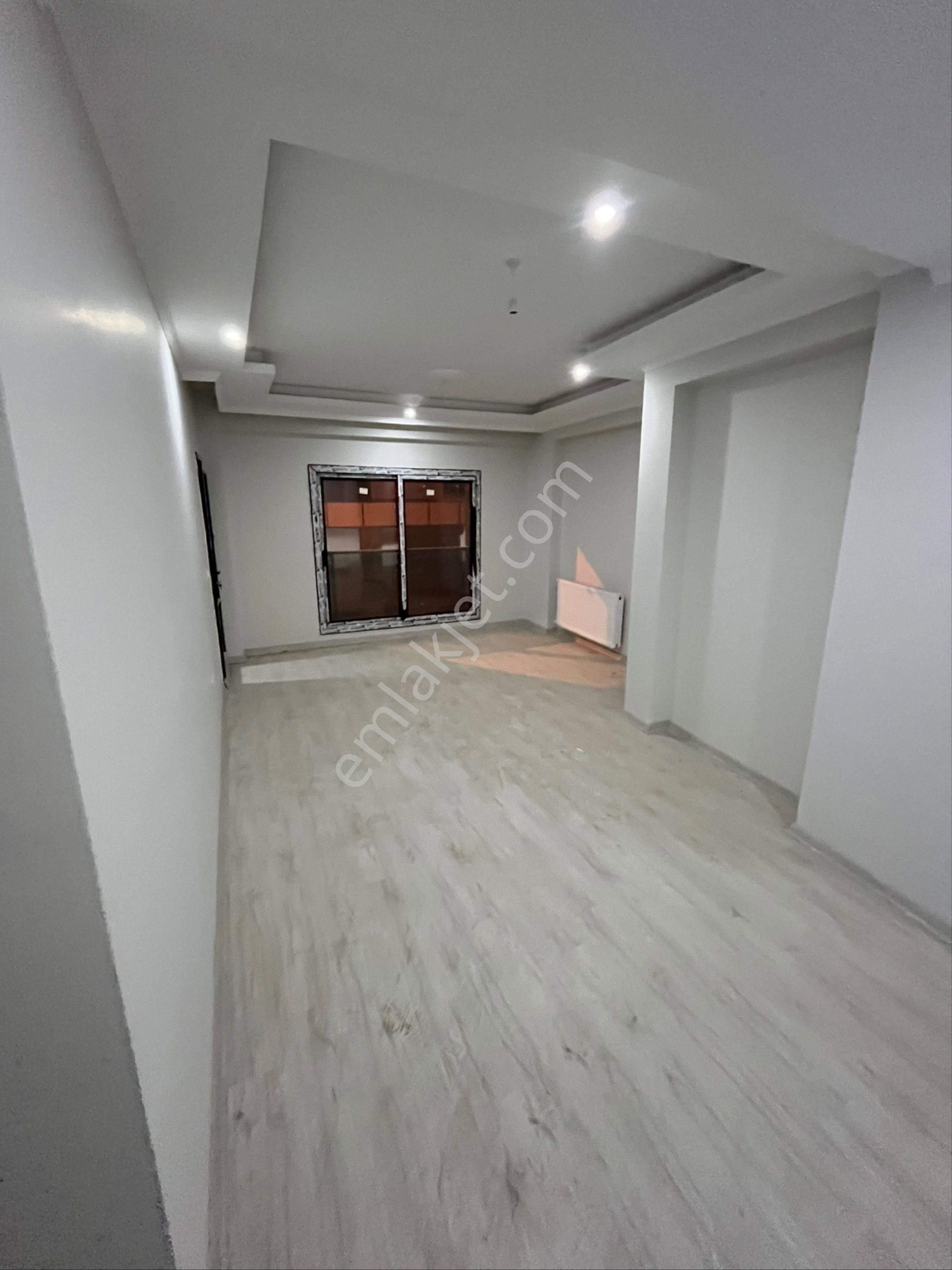 İsmet İnönü’de İzbana İlçe Merkezine Hastaneye Yakın 2+1 Daire