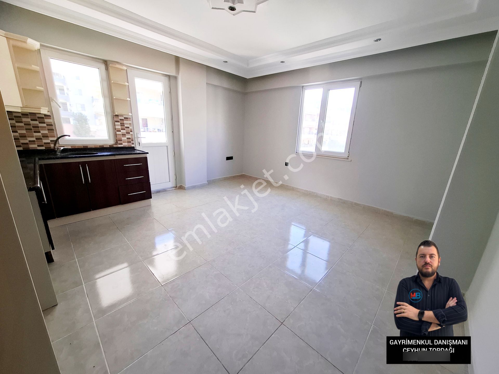 Didim'de Satılık 2+1 Daire Ön Cephe Köşe Başı Denize Yakın ! - Görsel 12