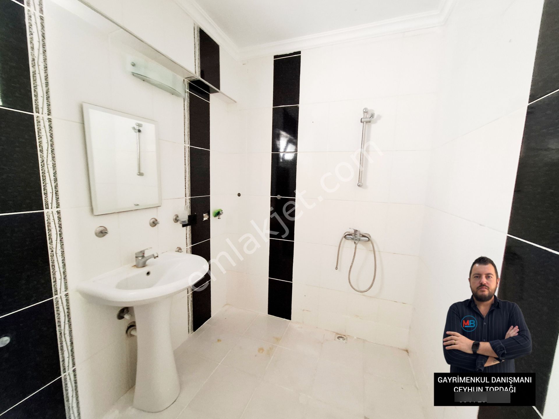 Didim'de Satılık 2+1 Daire Ön Cephe Köşe Başı Denize Yakın ! - Görsel 21