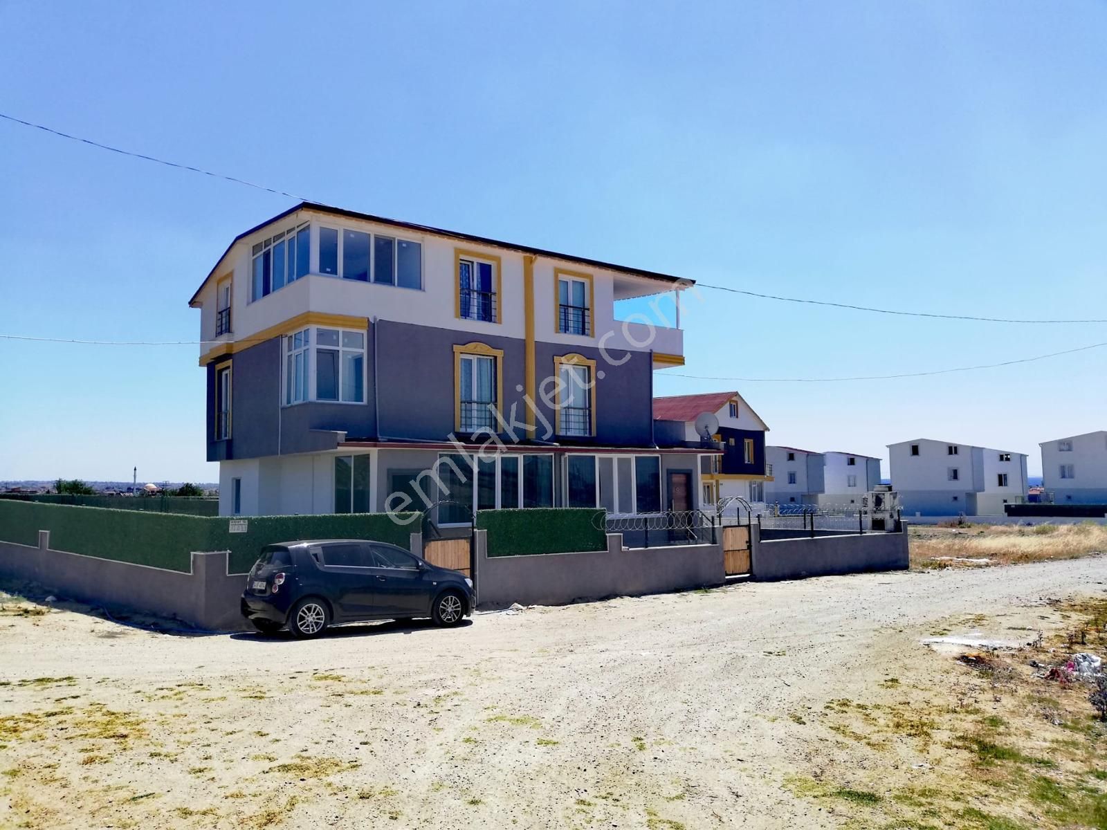 Tekirdağ Marmaraereğlisi Yeniçiflik'te 5+1 Satılık Villa