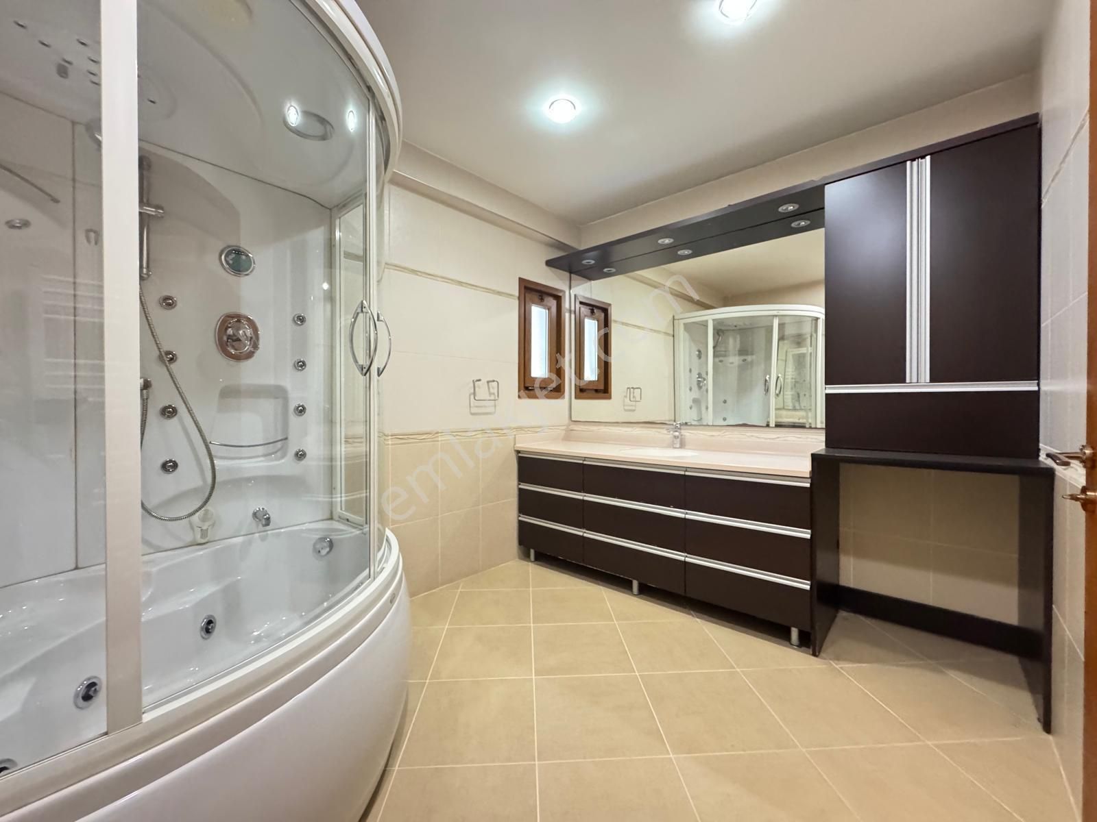 Konut Ve Ticari'den Suadiye'de Geniş 190 M2 Net Satılık 4+1 Daire - Görsel 28