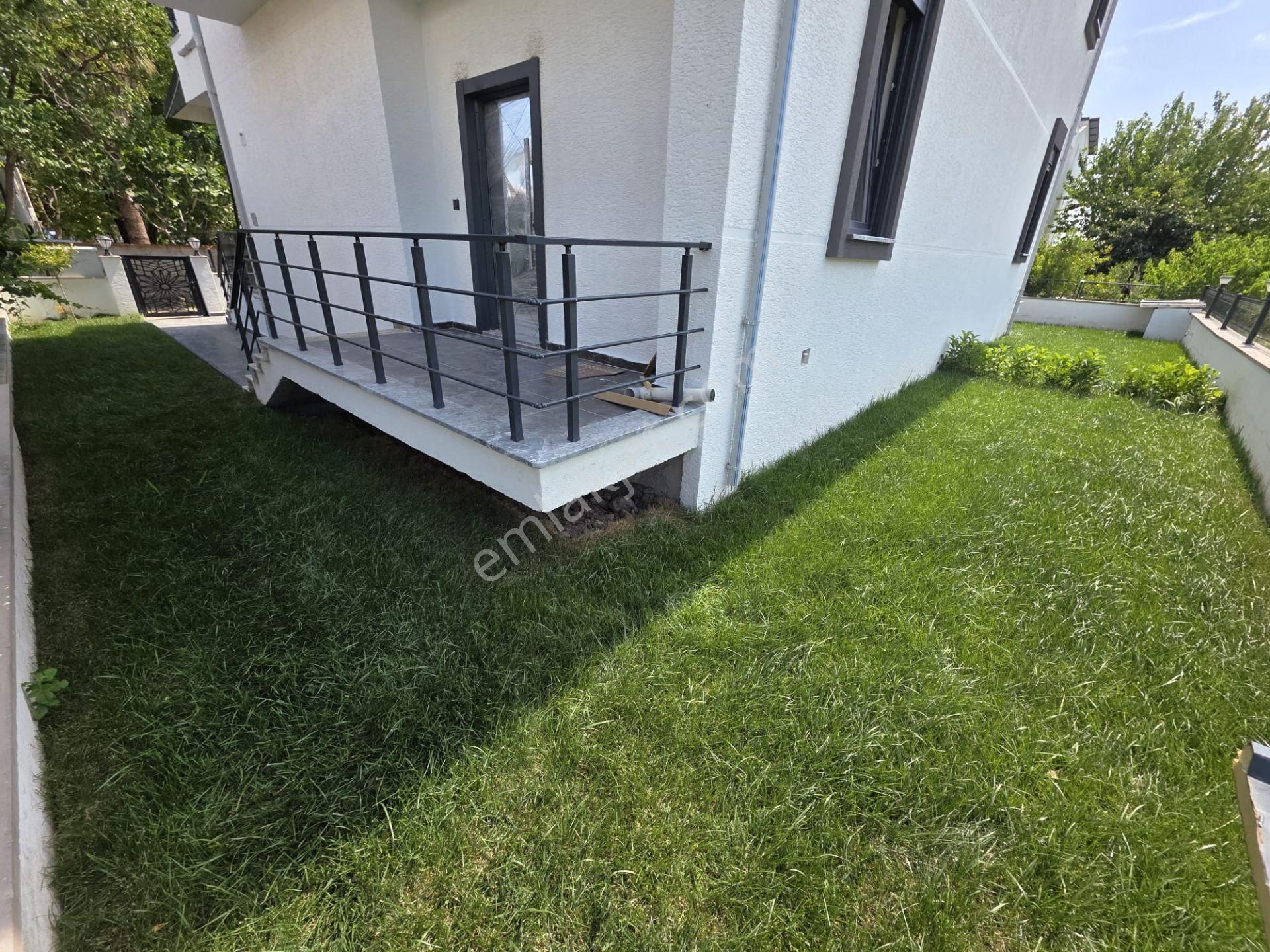 Irmaksudan Güre De Deniz Manzaralı Denize 100 Mt Satılık 3+1 Villa - Görsel 8