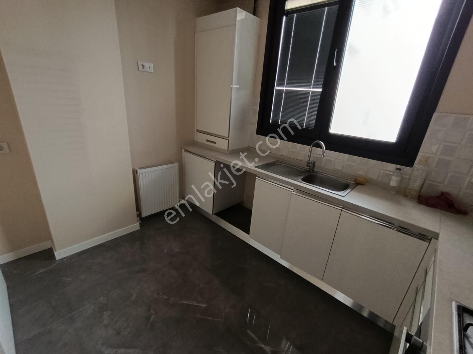 Turyap'tan Göztepe'de Minibüs Caddesi Üzerinde 5.kat Lüks 2+1 - Görsel 19