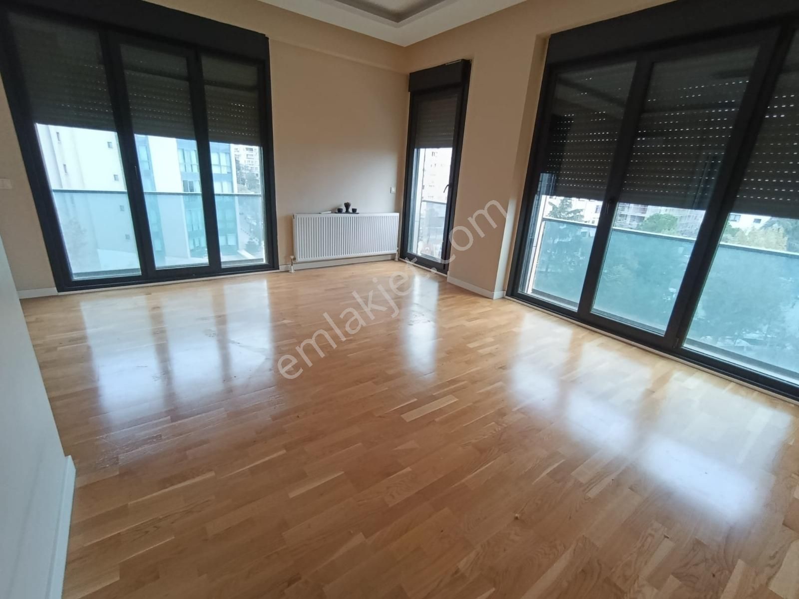 Turyap'tan Göztepe'de Minibüs Caddesi Üzerinde 5.kat Lüks 2+1 - Görsel 5